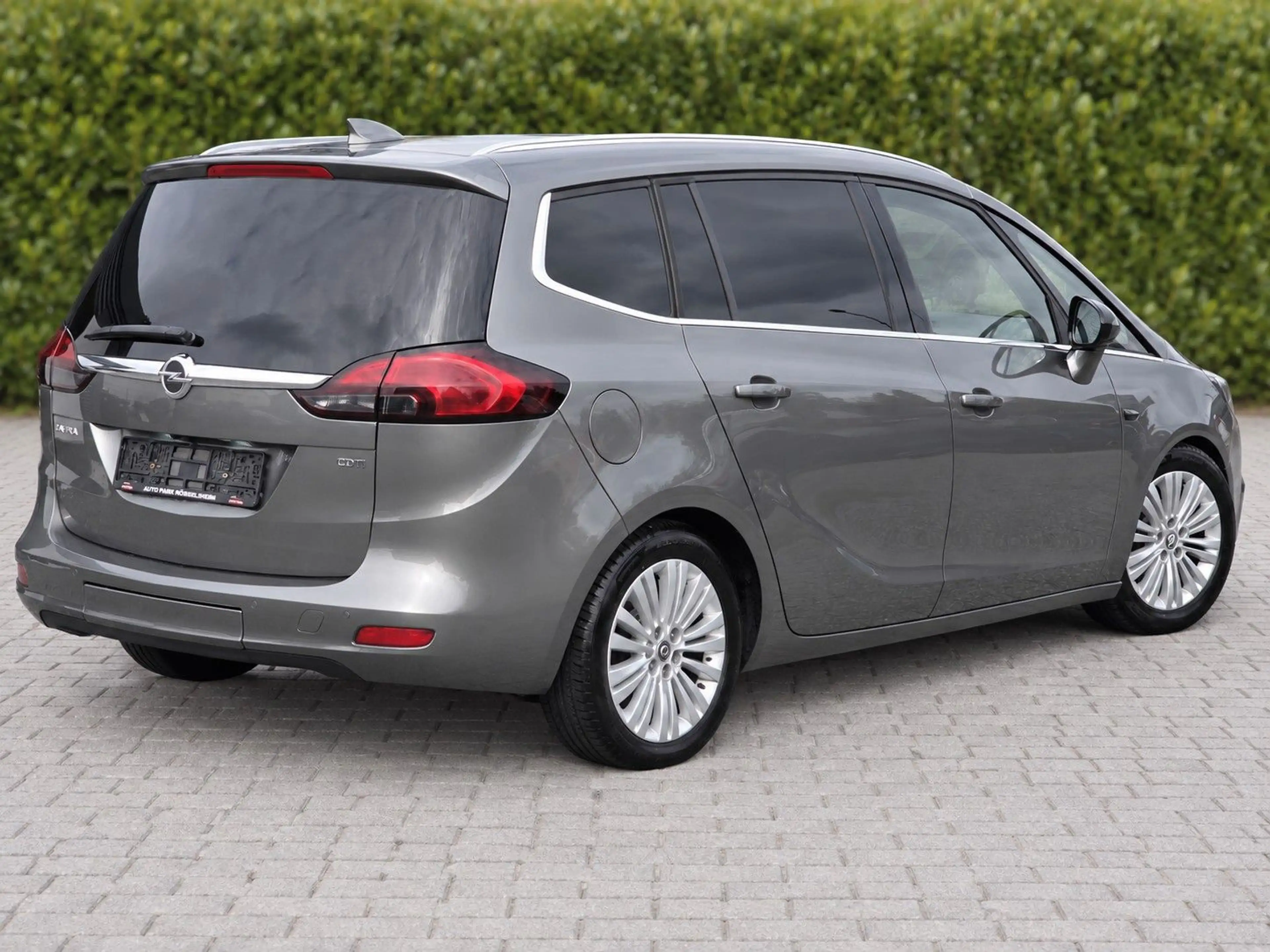 Opel Zafira C 2.0 CDTI 170 PS LED NAVI RKF PDC — photo 5