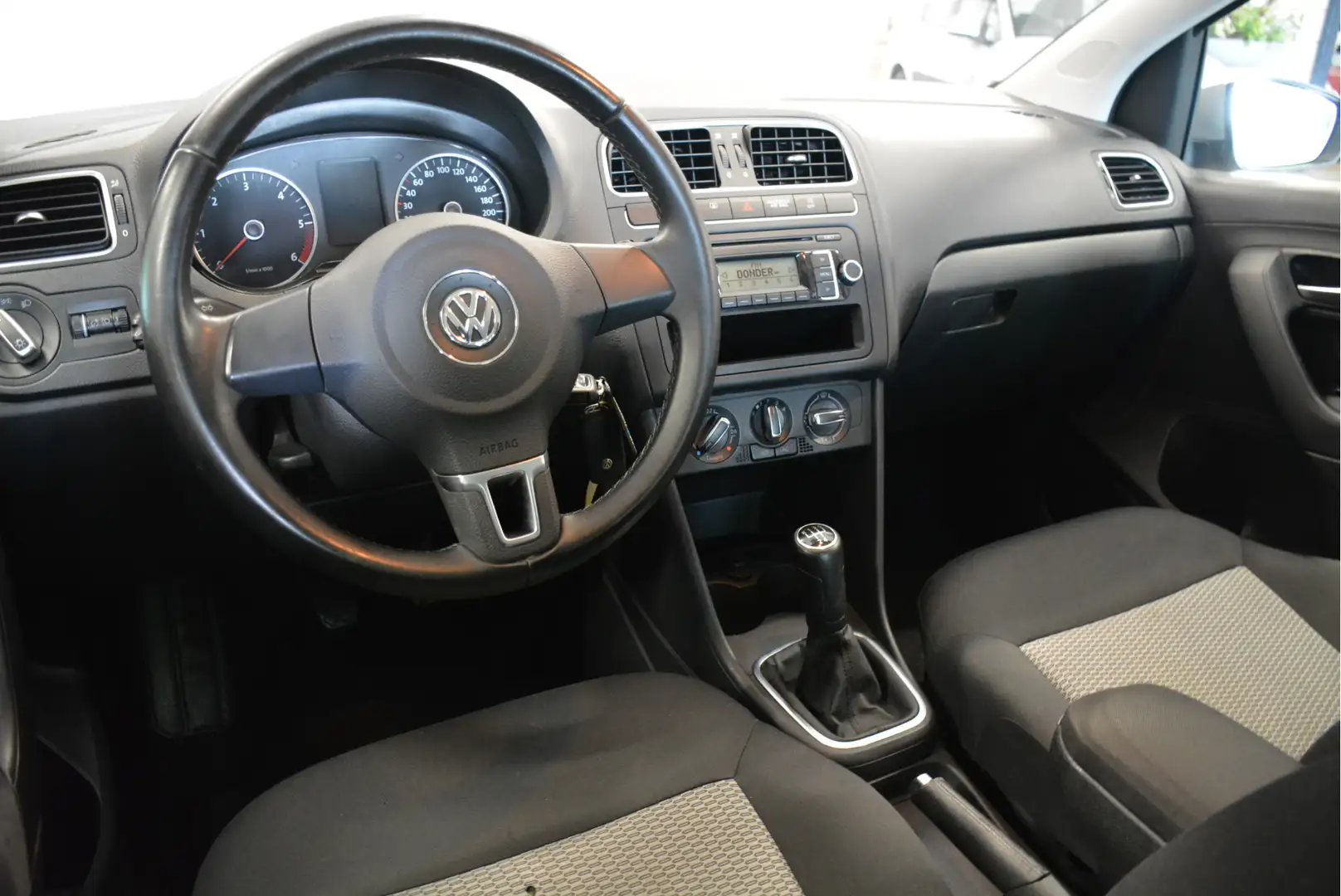 Volkswagen Polo 1.2 TDI BlueMotion Comfortline Grijs - 2