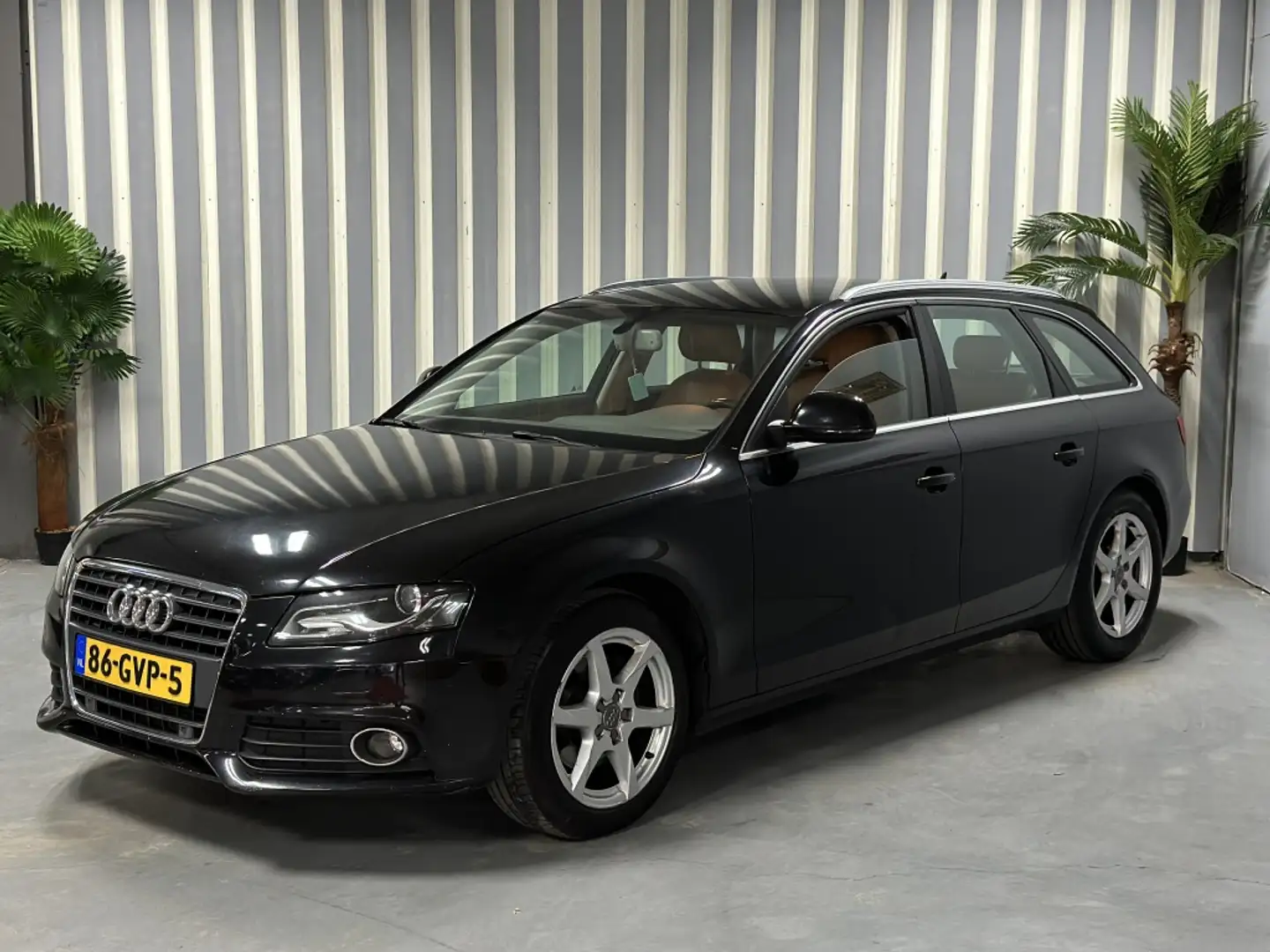 Audi A4 Avant 1.8 TFSI Black - 1