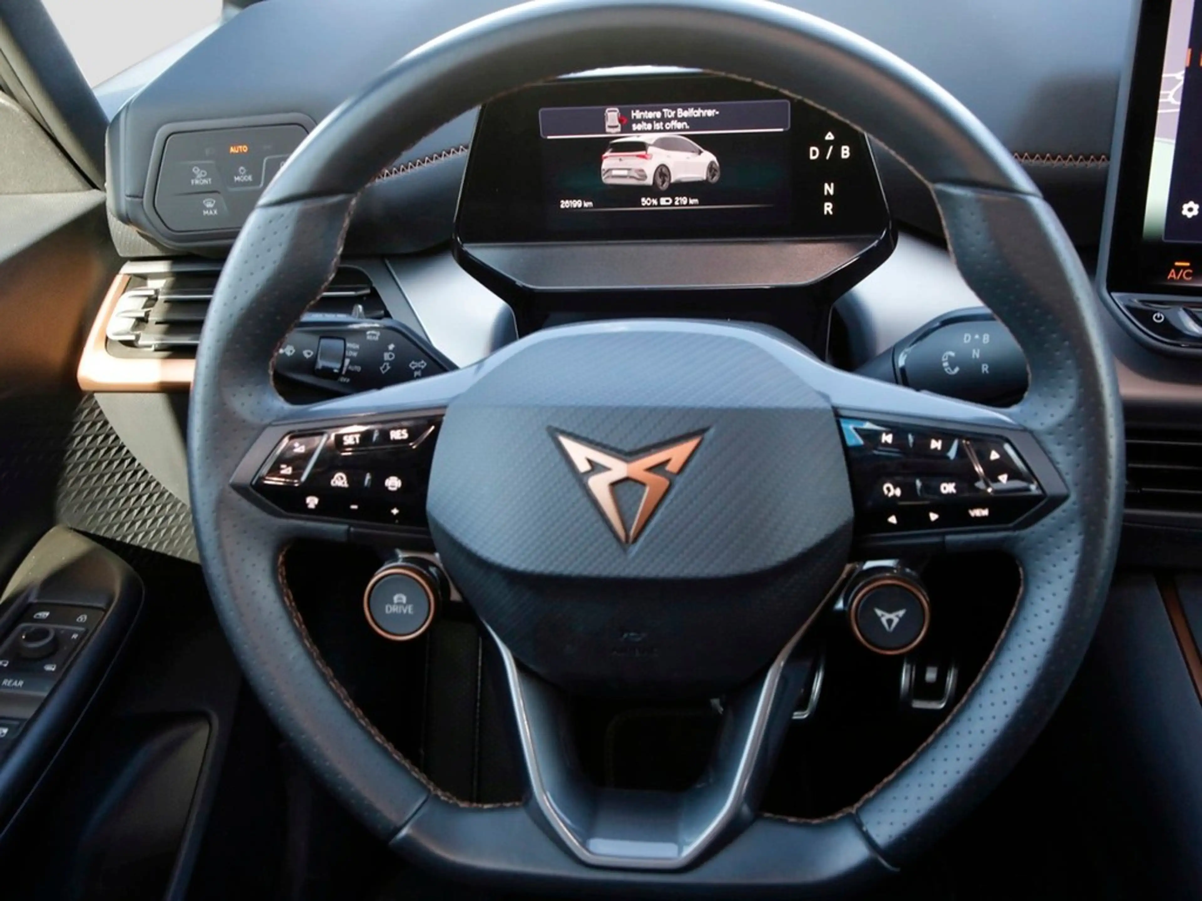 CUPRA Born 170 kW 19" ACC NAVI 360 SHZ LED Connect — photo 14