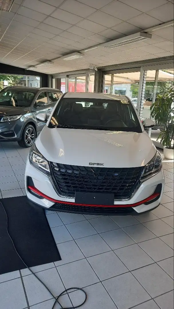 DFSK Fengon 500 Glory 500 1.5 Standard  GPL LANDI Weiß - 1