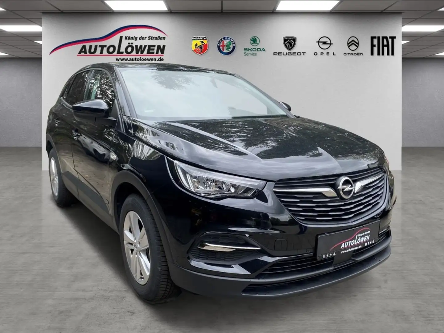 Opel Grandland X 1.6 Turbo Hybrid Edition X 1.6 Turbo Hybrid Editio Schwarz - 2