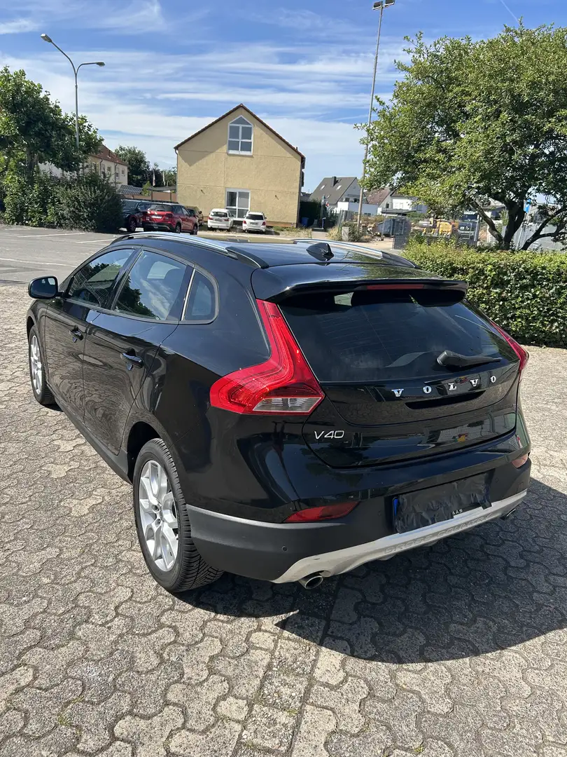 Volvo V40 Cross Country D3 Geartronic Momentum - 1