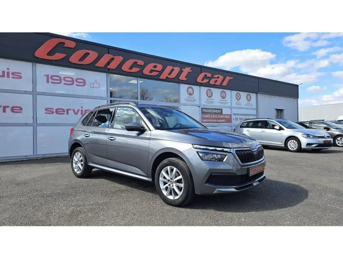 Skoda Kamiq AMBITION 1.0 TSI 110cv DSG7 + FULL LED + Sièges avant chauffants Gris - 1