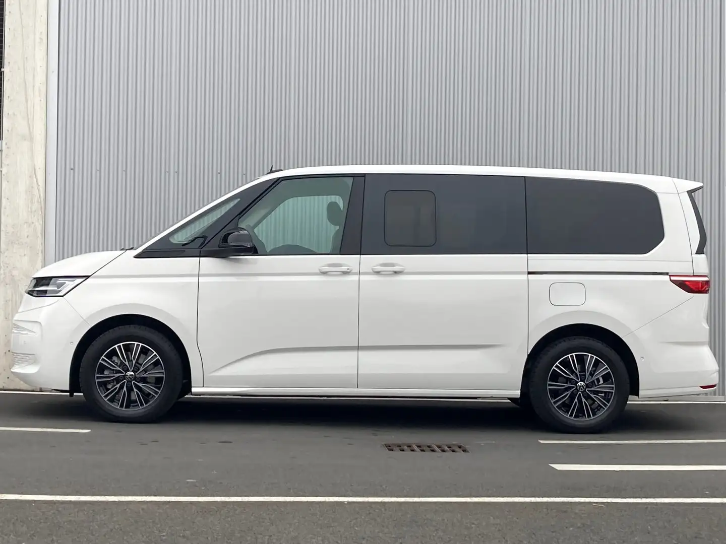 Volkswagen T7 Multivan VW T7 Multivan Business ÜH eHybrid 180 kW 4M Weiß - 2