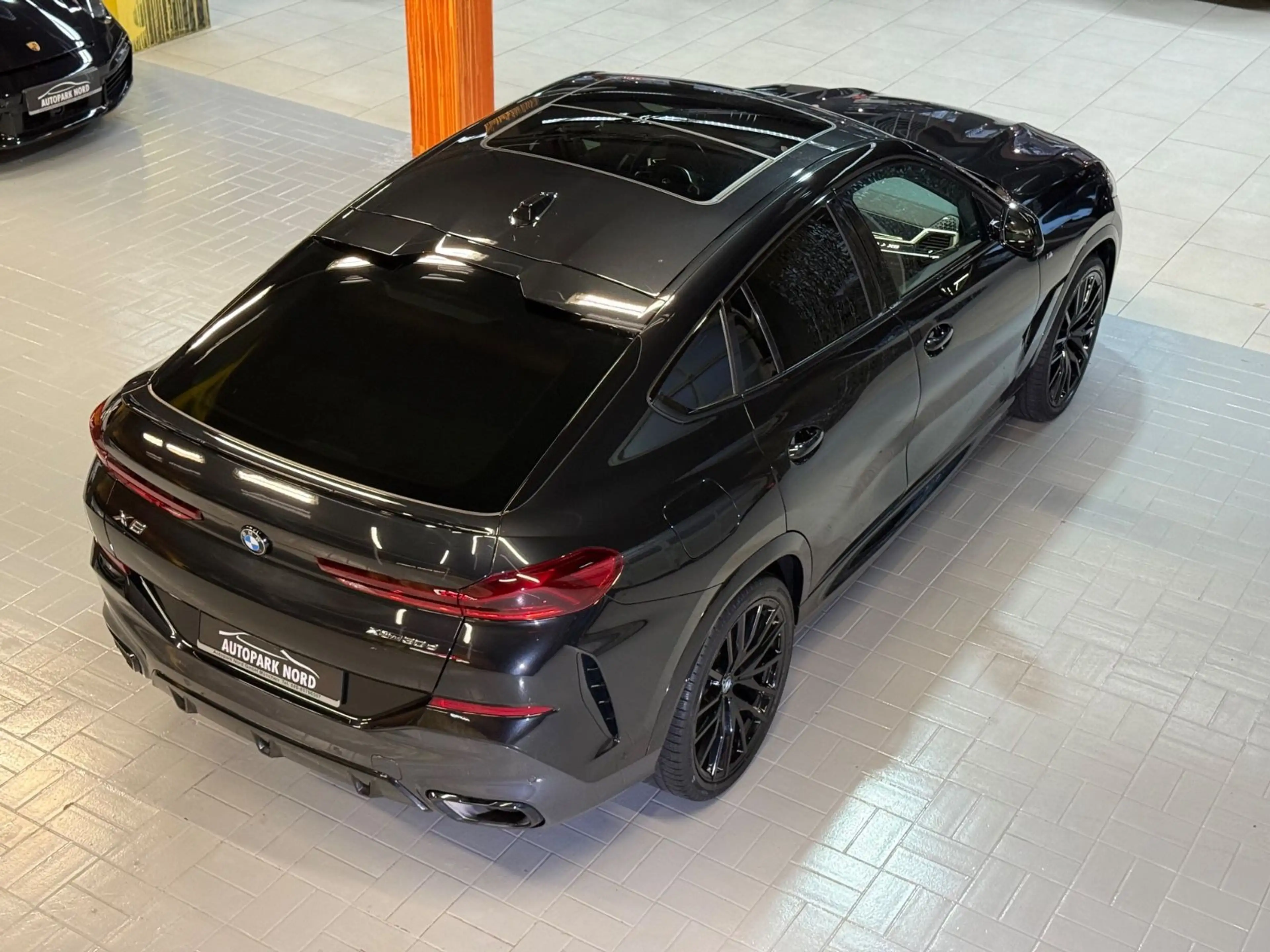 BMW X6 30d xDrive M Sport Pro~PANO~KAMERA 360~HUD~22 — photo 9