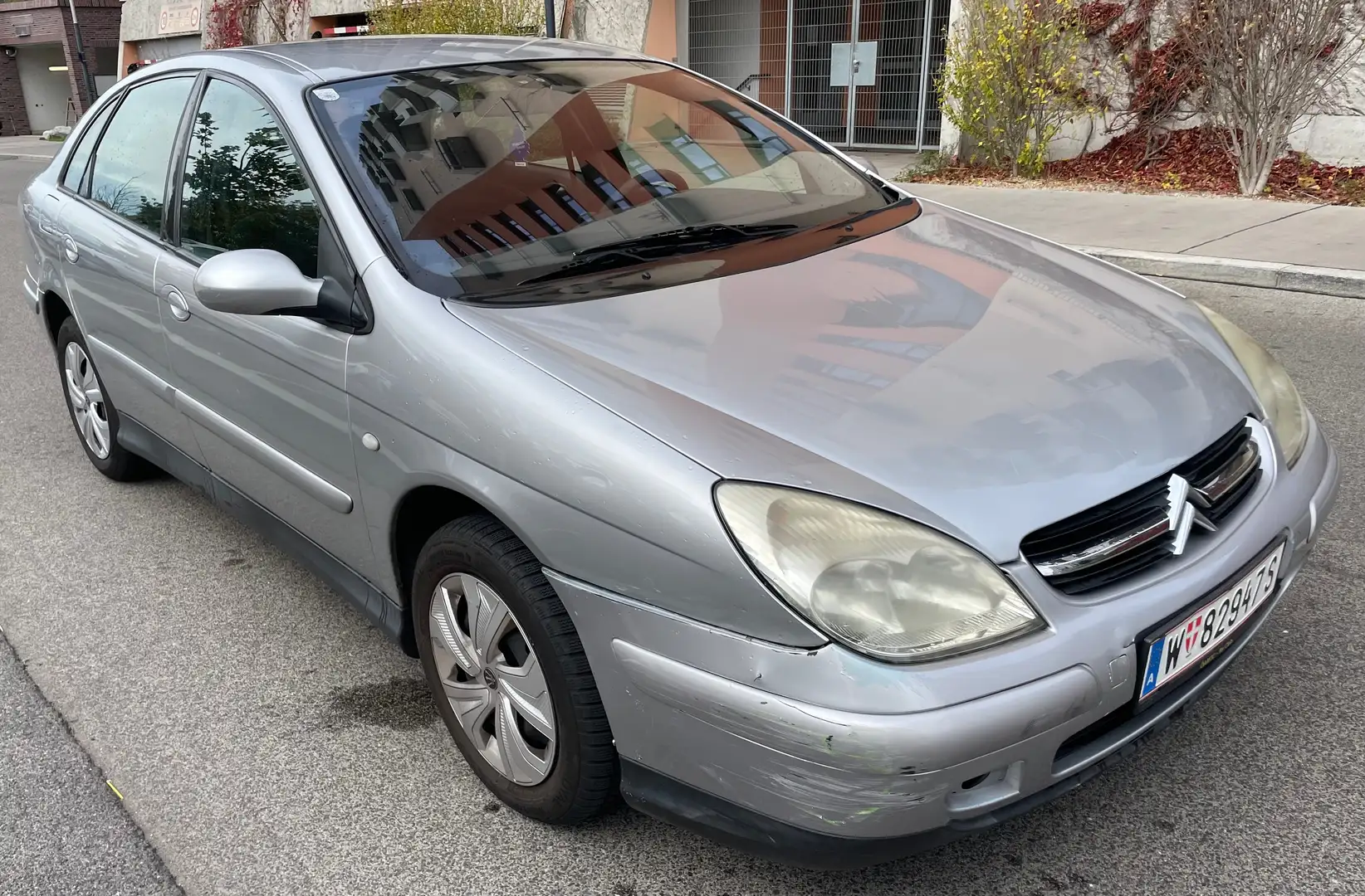 Citroën C5 C5 2,2 HDi 16V SX Aut. SX Silber - 2