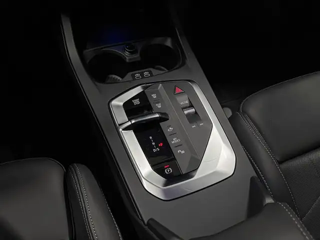 BMW 2 Series view 14