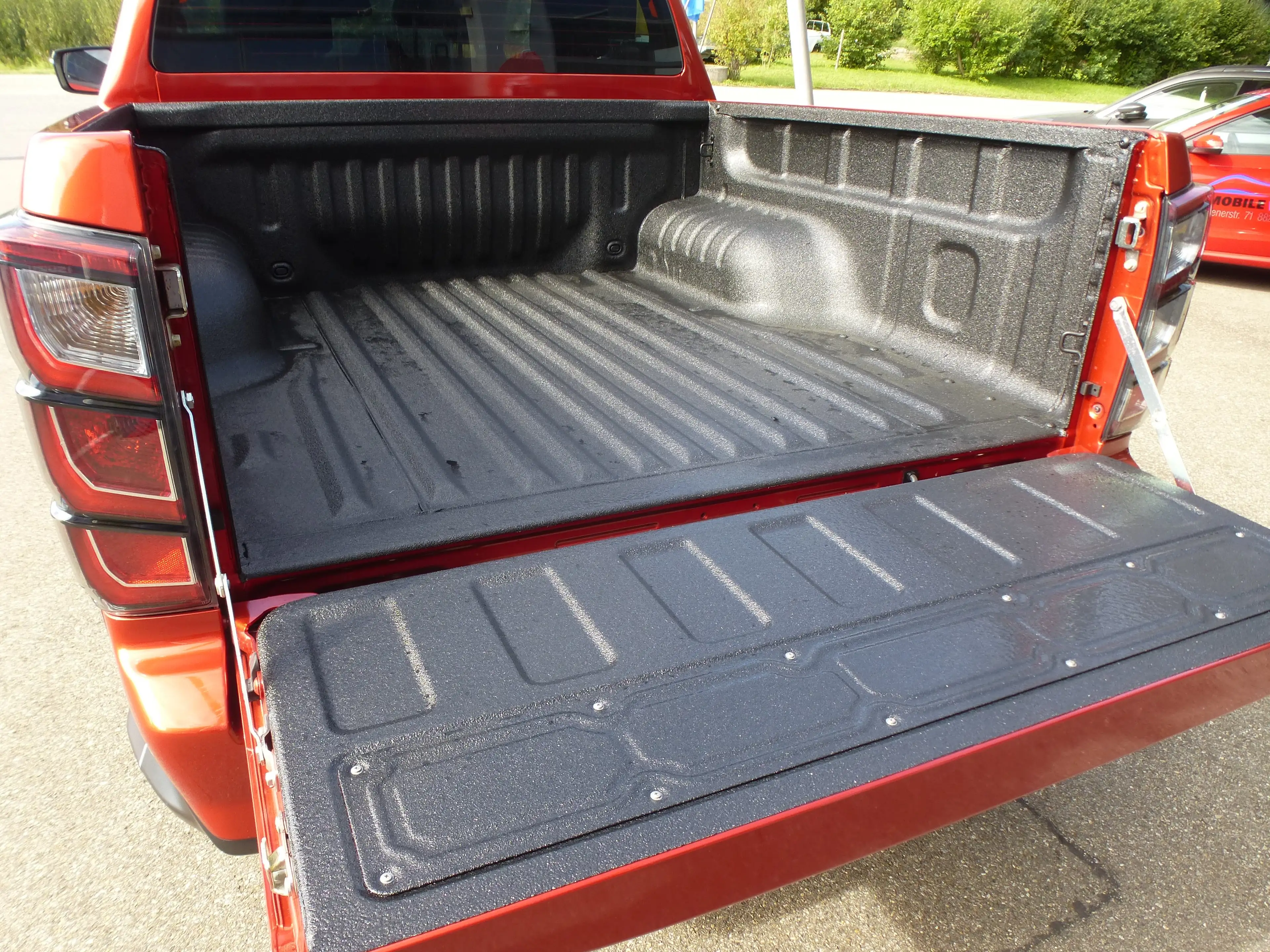 Isuzu D-Max Double Cab 4WD Autm. V-Cross — photo 13