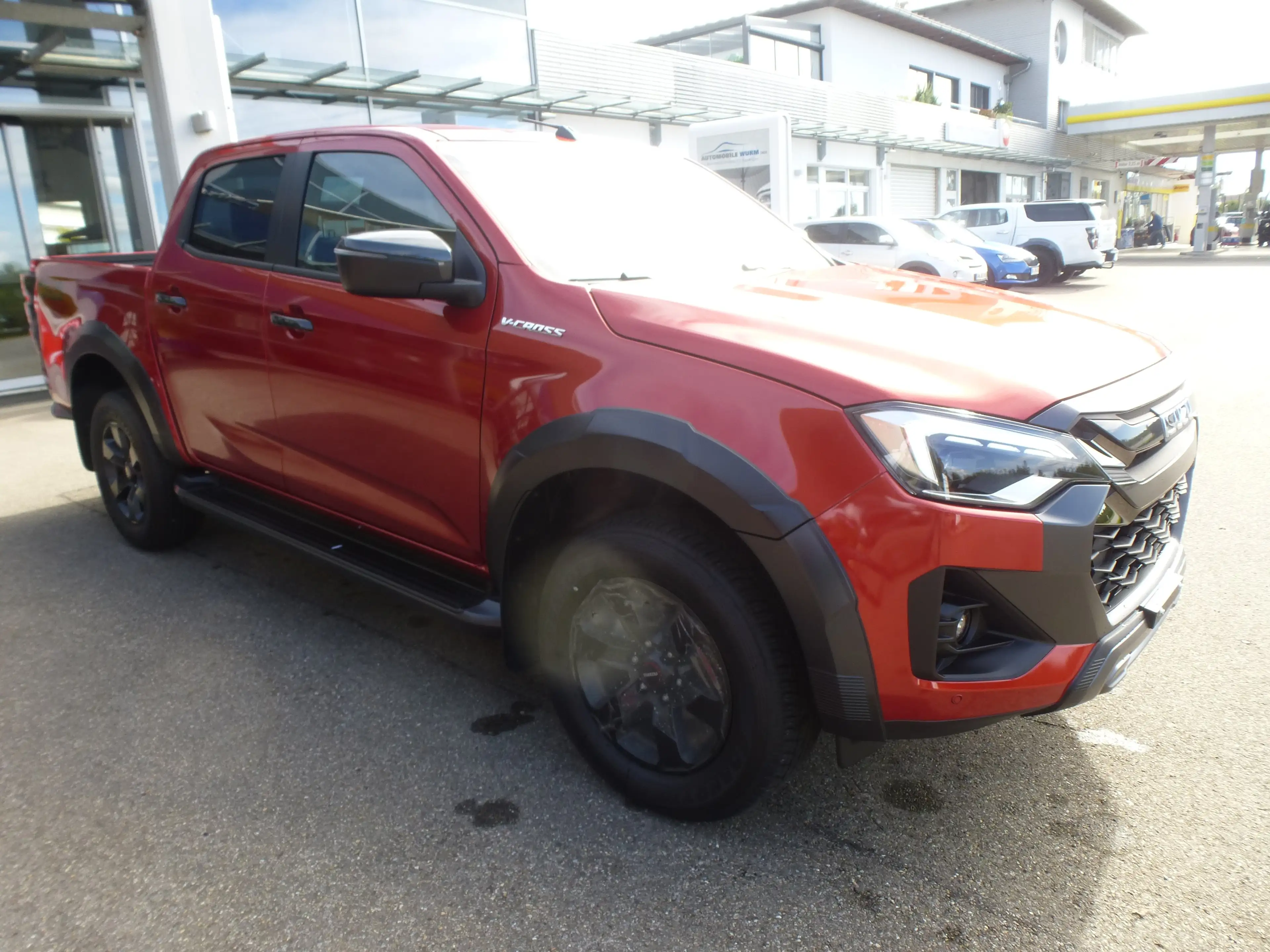 Isuzu D-Max Double Cab 4WD Autm. V-Cross — photo 7