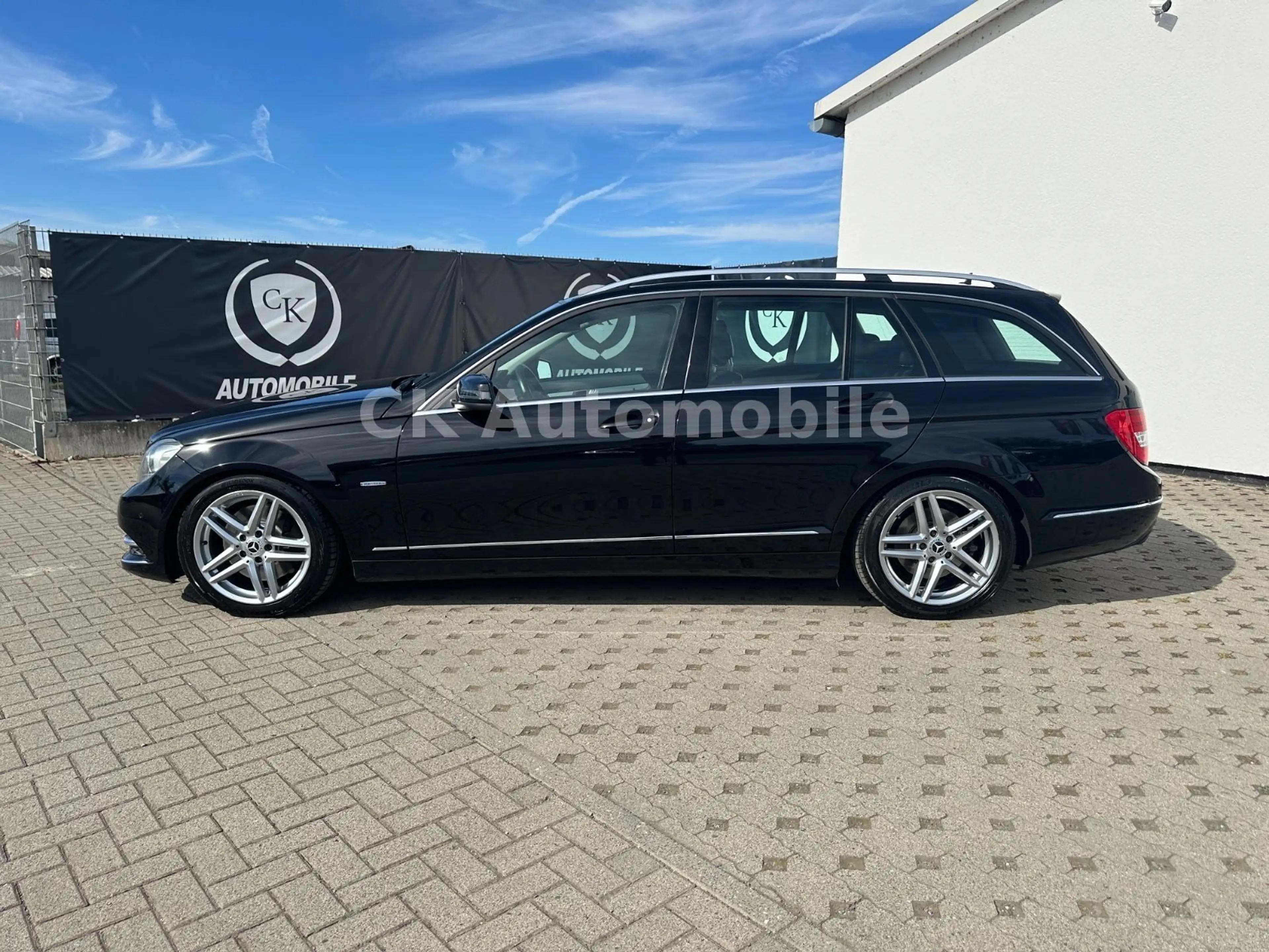 Mercedes-Benz C 350 CDI T-Modell Avantgarde/Navi/Bi-Xenon/Kam. — photo 8