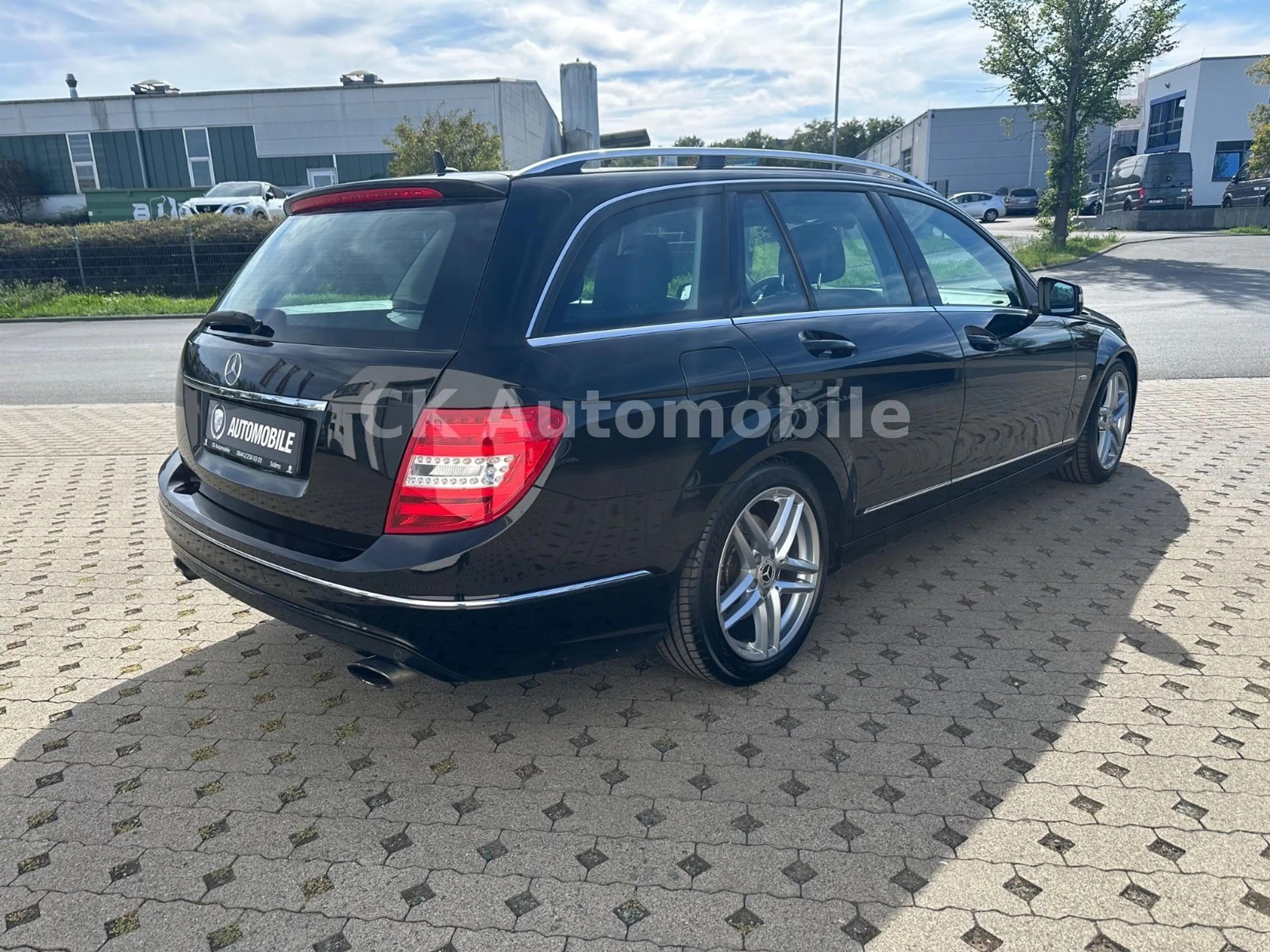 Mercedes-Benz C 350 CDI T-Modell Avantgarde/Navi/Bi-Xenon/Kam. — photo 5