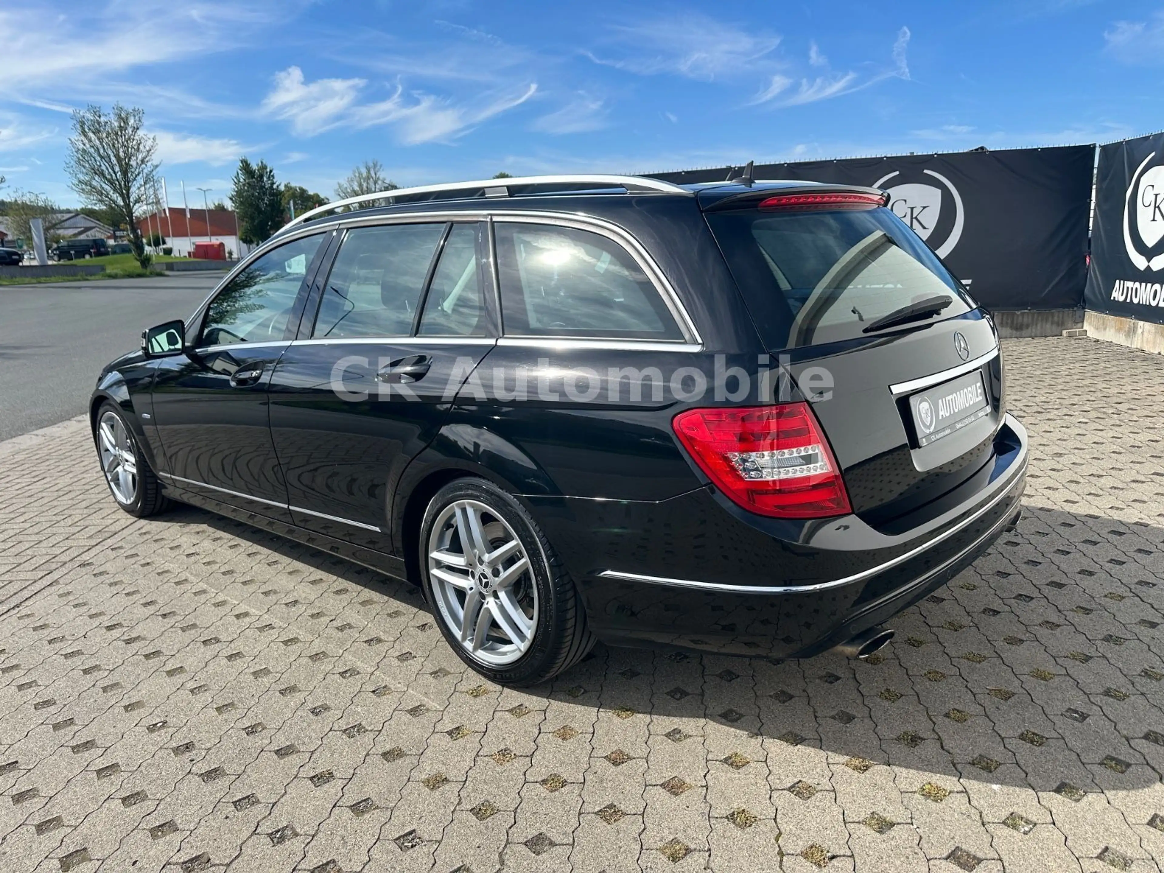 Mercedes-Benz C 350 CDI T-Modell Avantgarde/Navi/Bi-Xenon/Kam. — photo 7