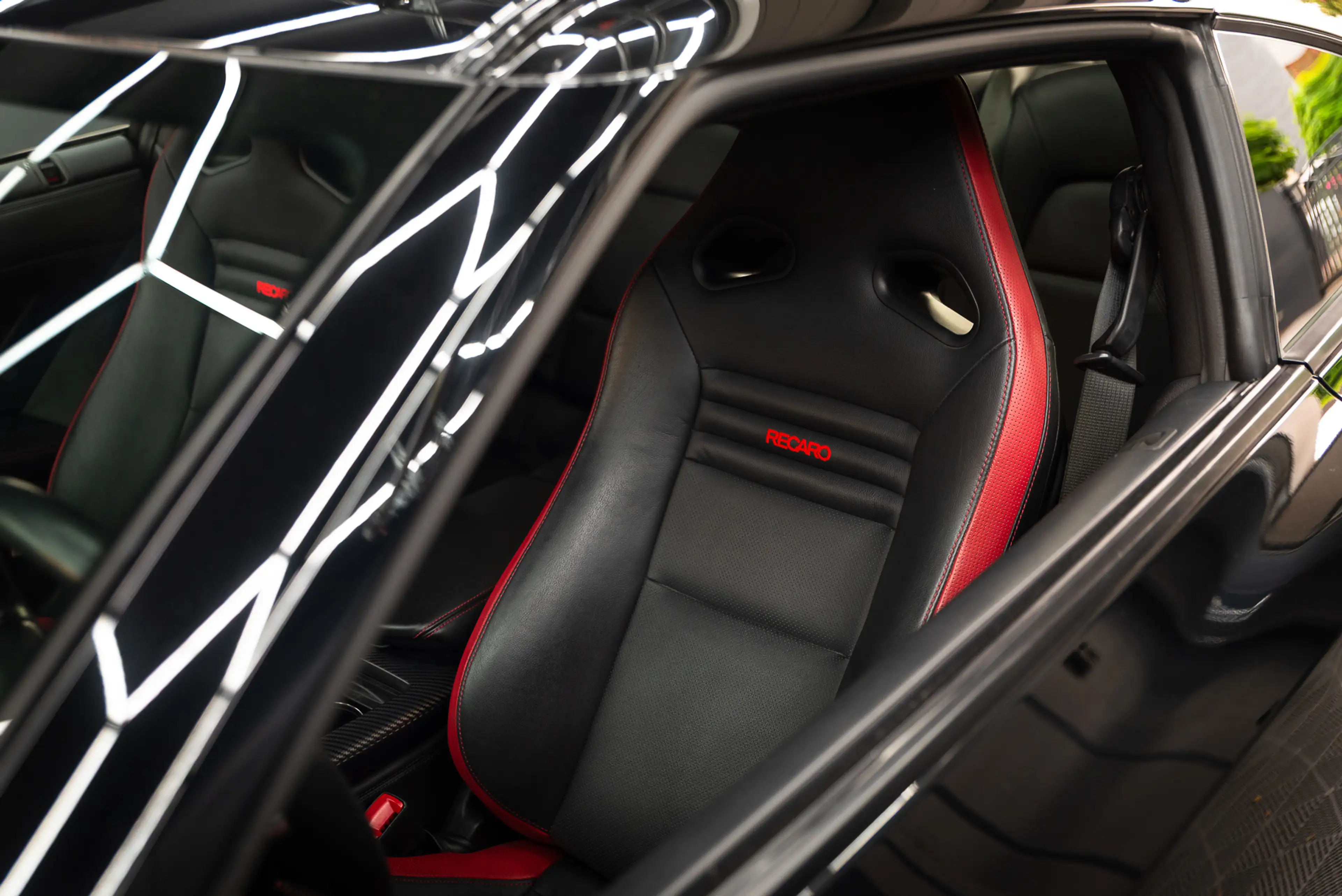 Nissan GT-R 3.8 V6 Black Edition / 1e lak / Bose / Recaro / O. — photo 39