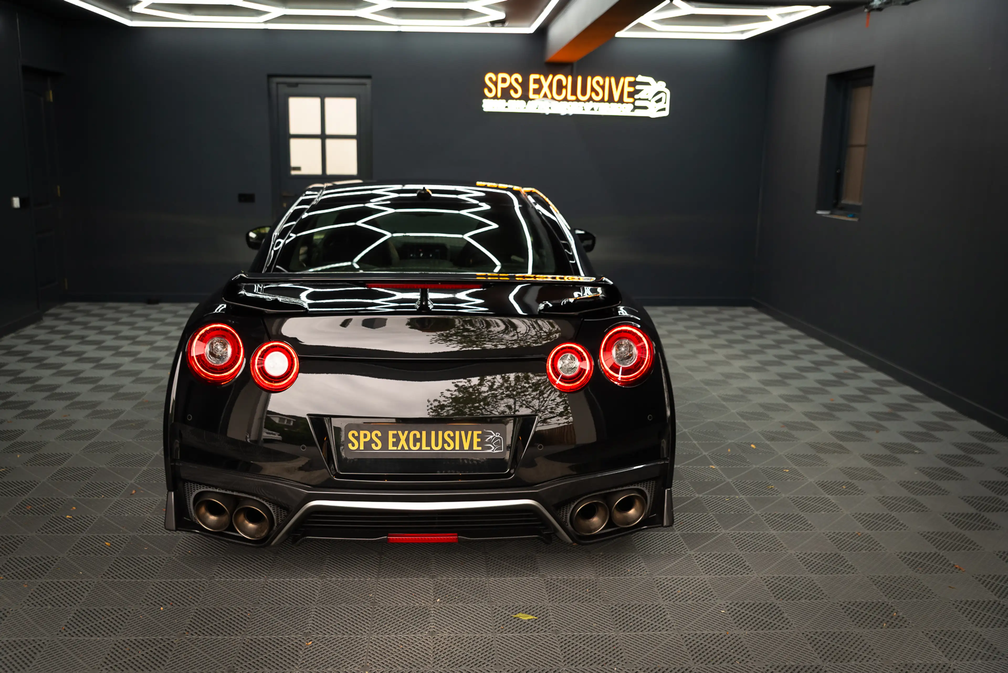 Nissan GT-R 3.8 V6 Black Edition / 1e lak / Bose / Recaro / O. — photo 4
