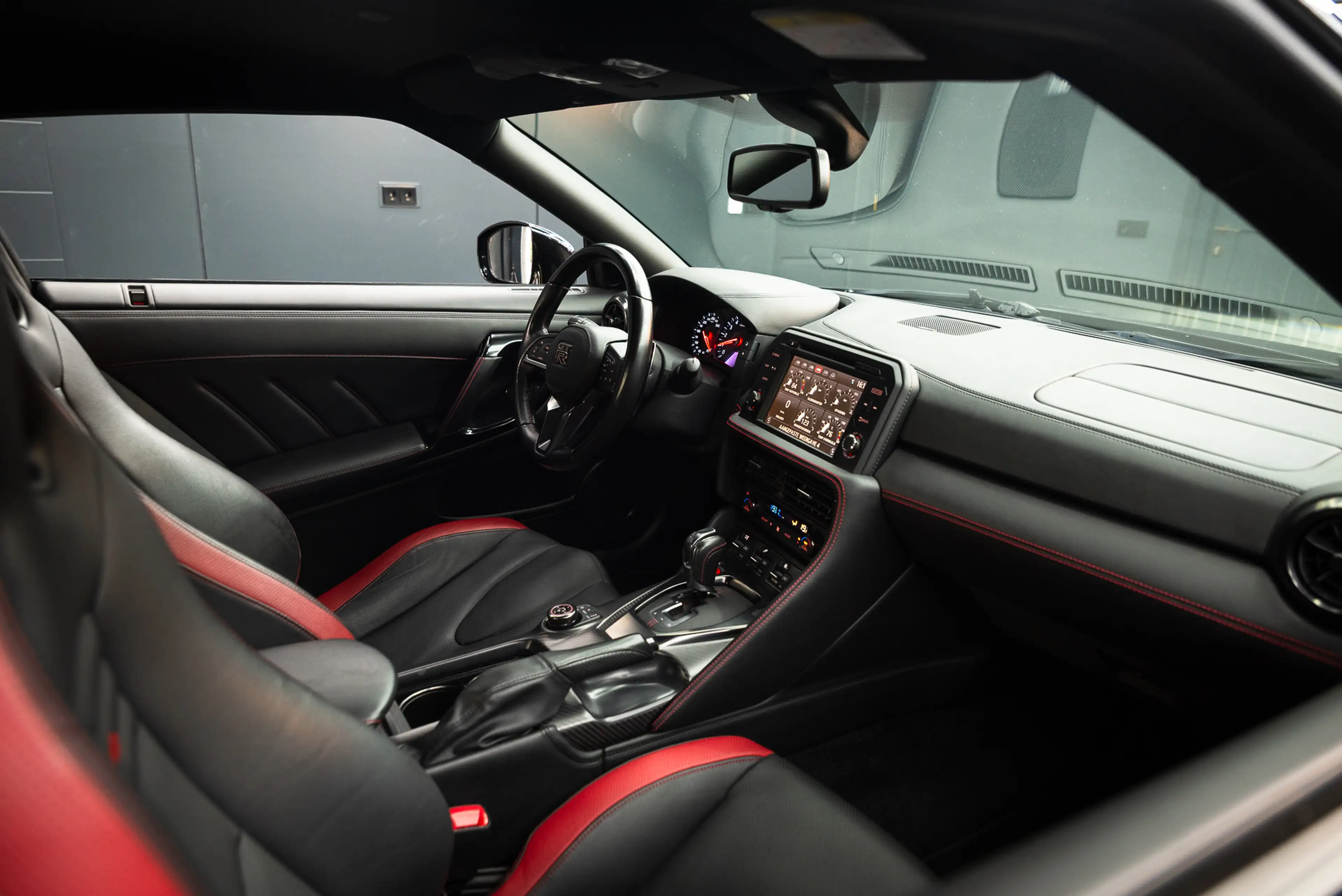 Nissan GT-R 3.8 V6 Black Edition / 1e lak / Bose / Recaro / O. — photo 23