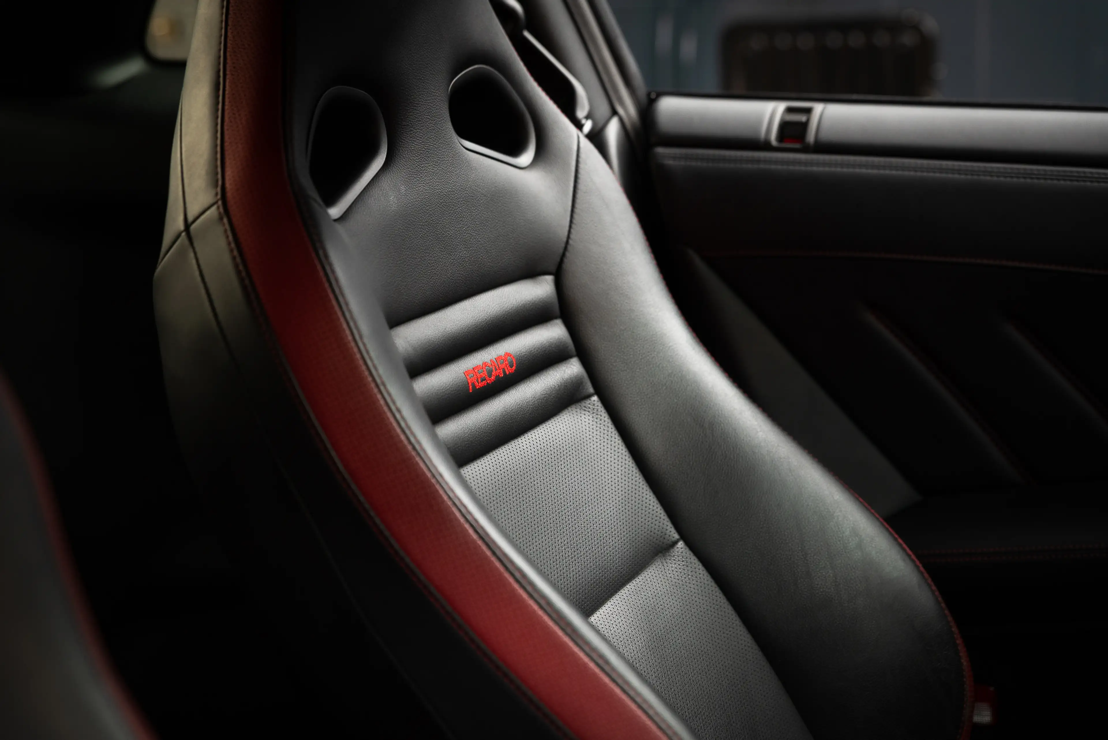 Nissan GT-R 3.8 V6 Black Edition / 1e lak / Bose / Recaro / O. — photo 41