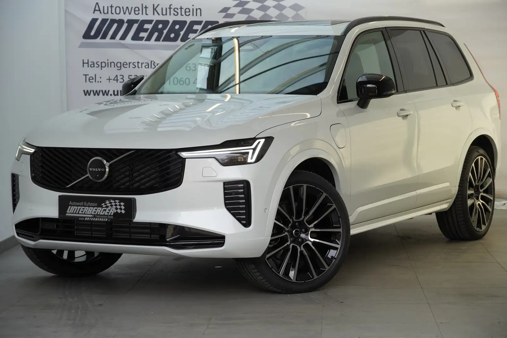 Volvo XC90 T8 Ultra Dark PHEV Weiß - 1