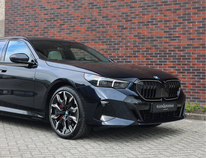BMW 550 5-serie 550e Touring xDrive | Pano - Trekhaak - HU — photo 20
