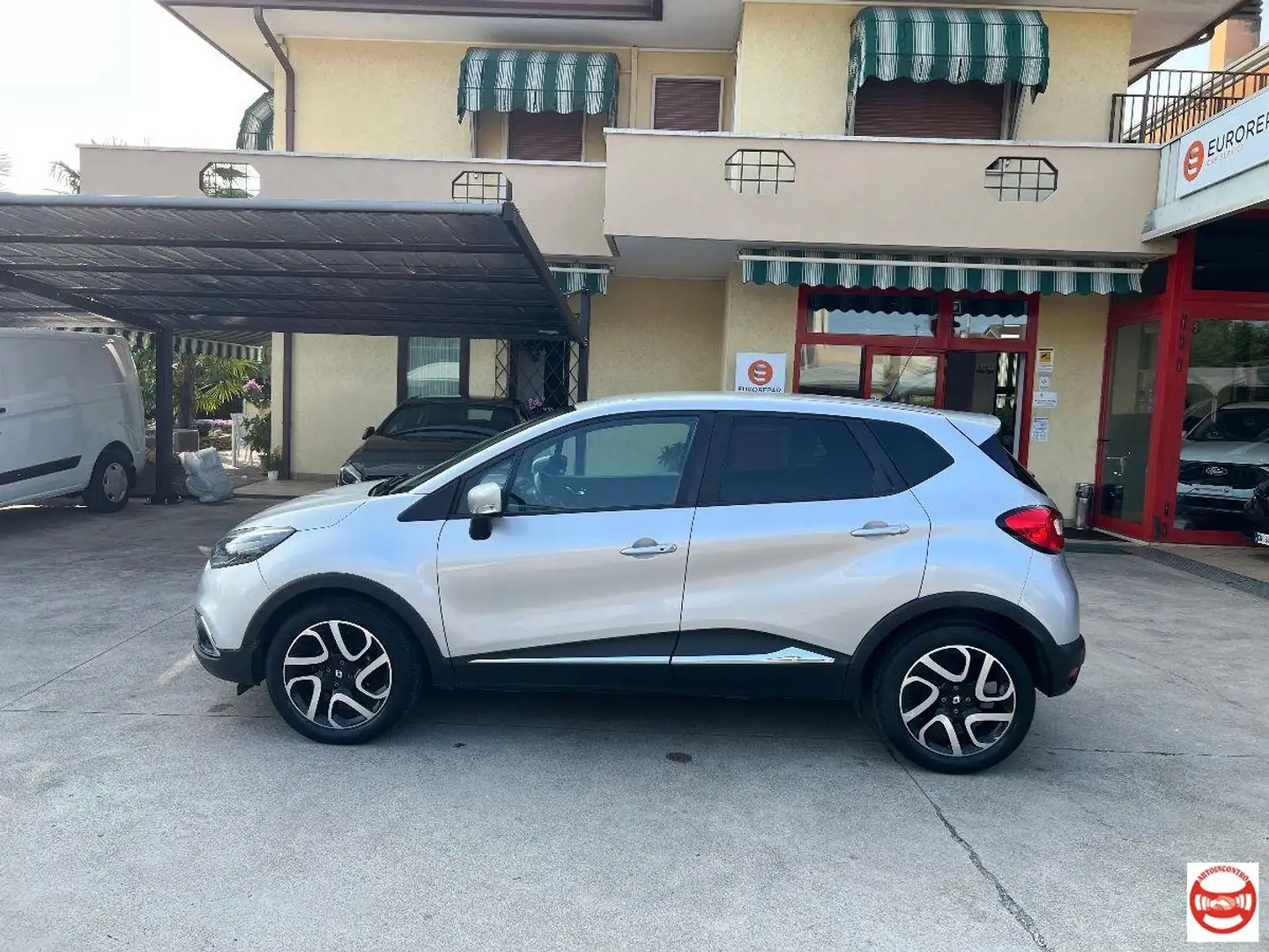 Renault Captur 0.9 tce Live s&s 90cv Gris - 2