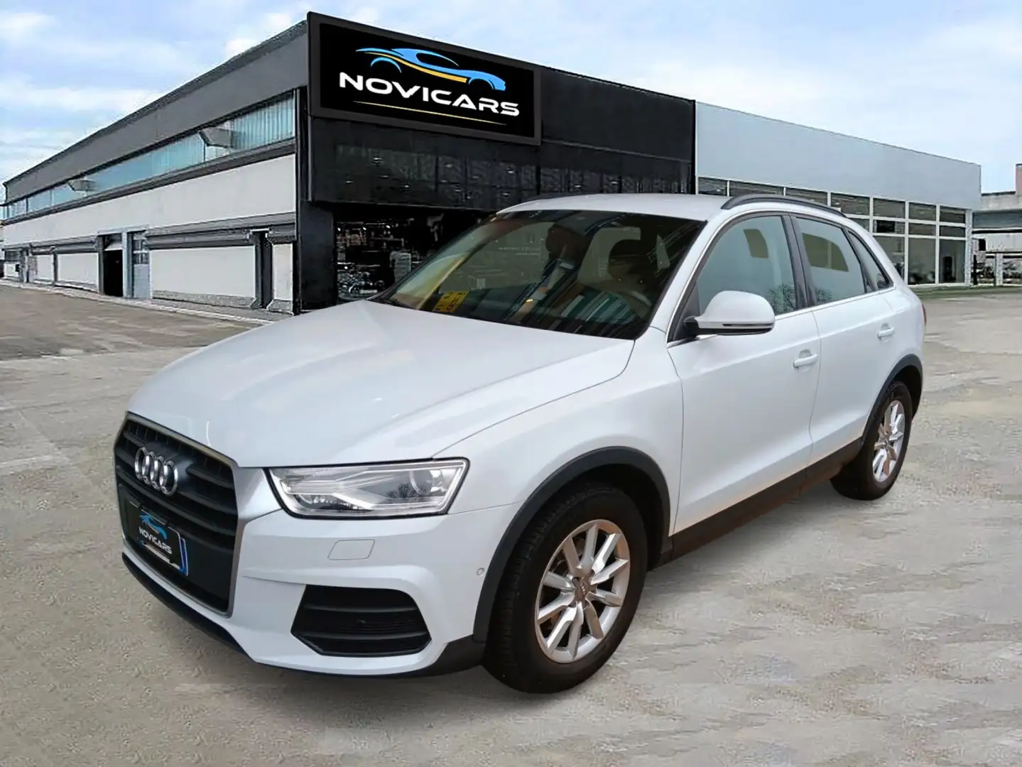 Audi Q3 Q3 2.0 tdi Business 150cv Bianco - 1