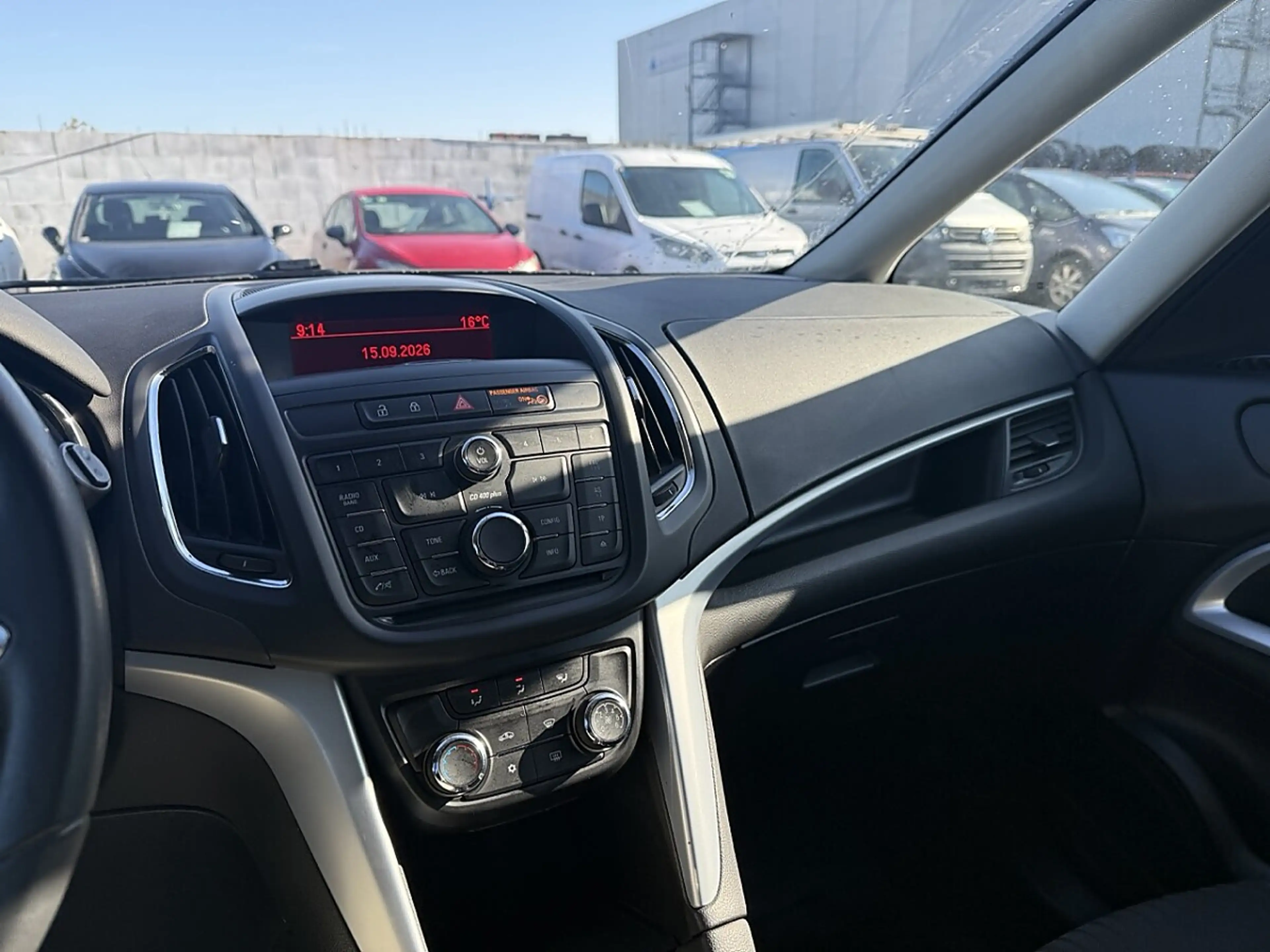 Opel Zafira Tourer 2,0 CDTI Ecotec Edition — photo 11