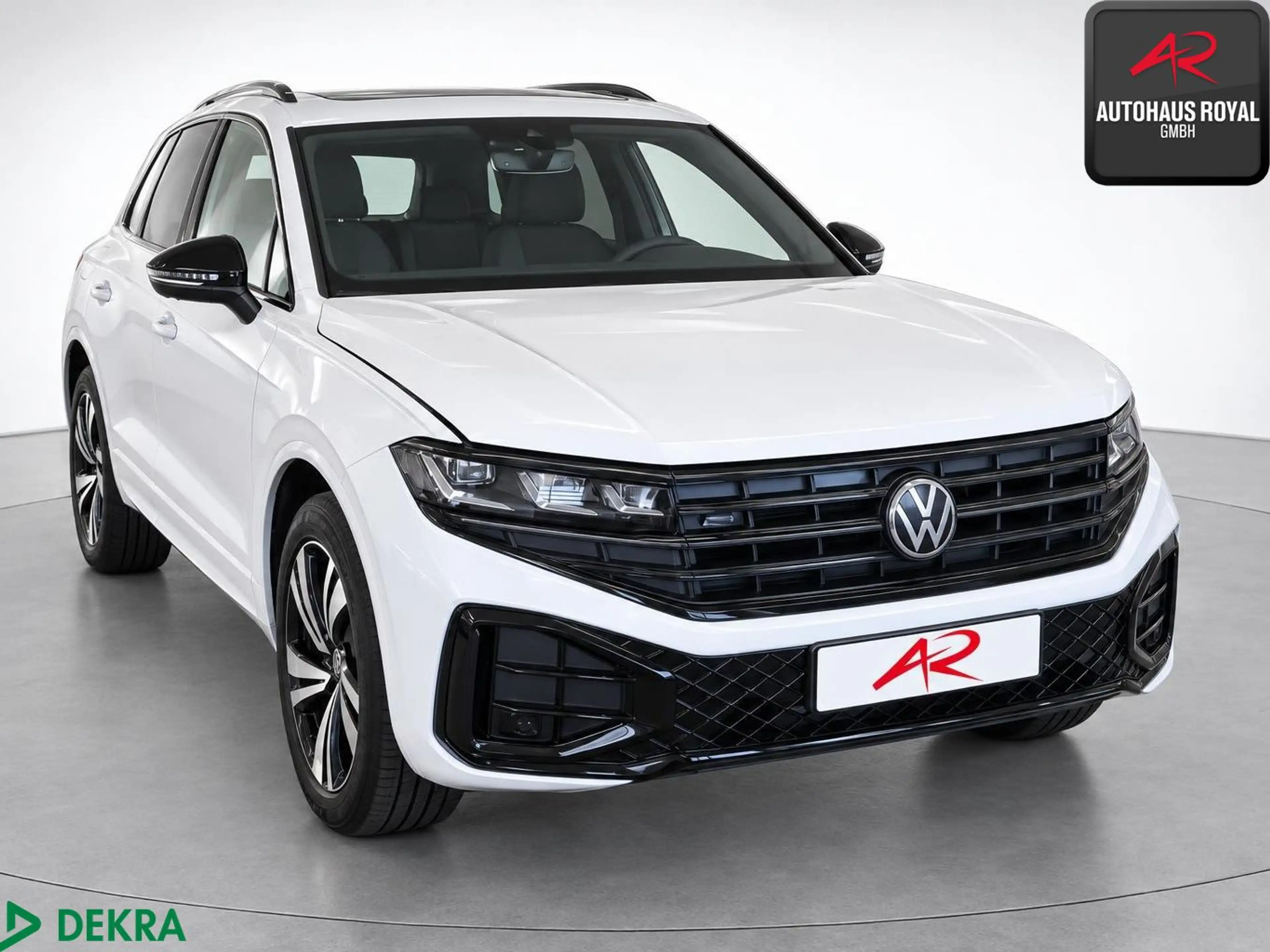 Volkswagen Touareg 3.0 TDI 4M R LINE STANDHZ,SITZKLIMA,ACC — photo 4