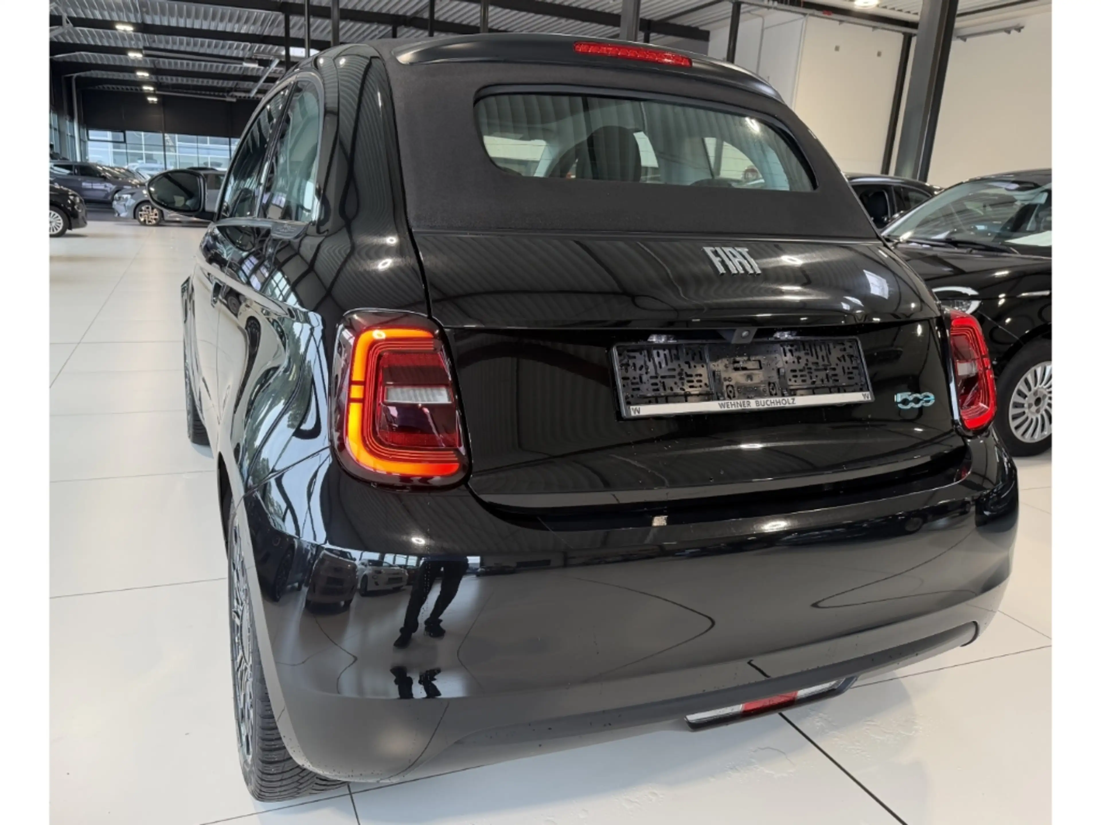 Fiat 500 e Icon *Sitzheizung *Apple Car Play *Tempomat — photo 6