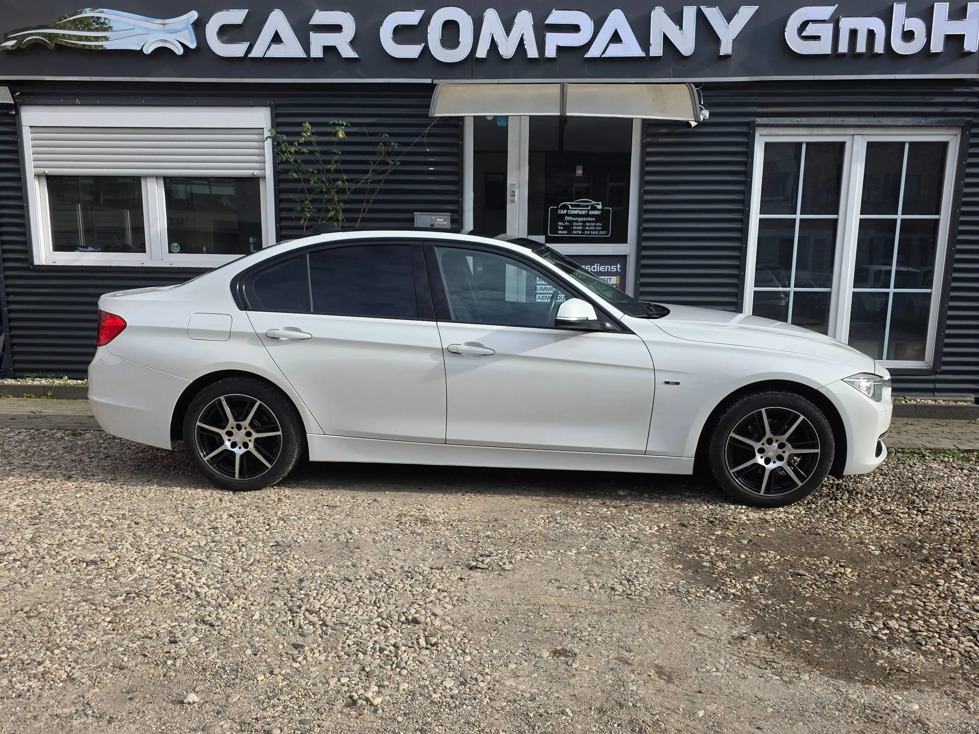 BMW 318 318d Sport Line — photo 5