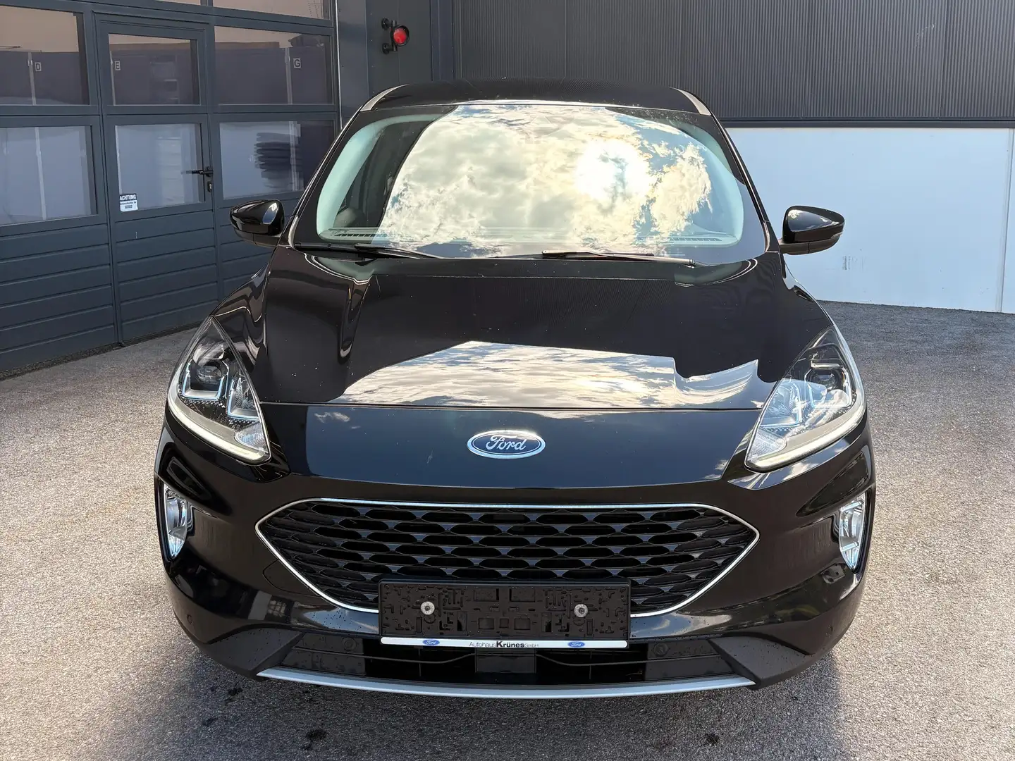Ford Kuga Cool Schwarz - 1
