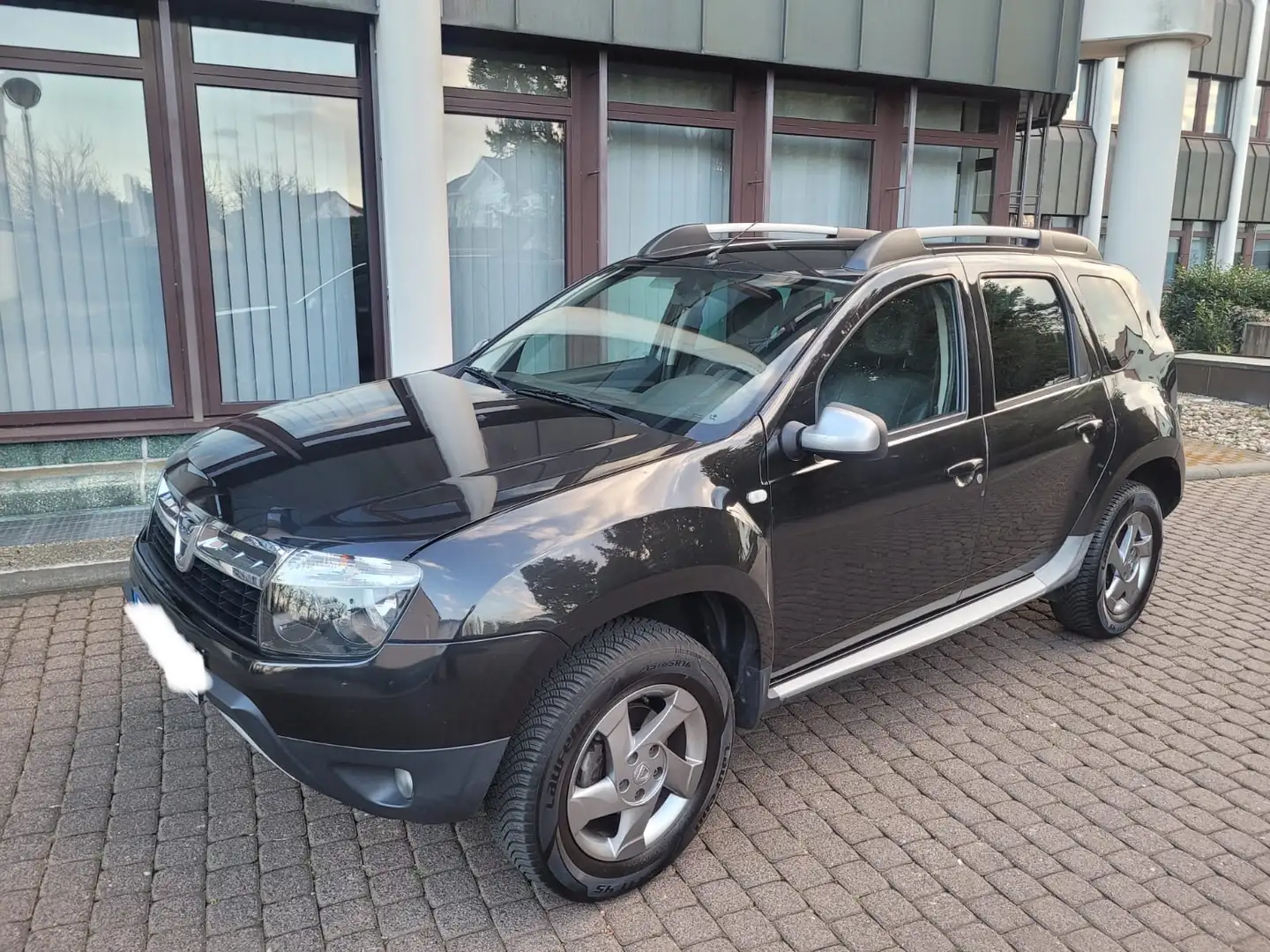 Dacia Duster Prestige 4x4 Leder-AHK 1.5 To-Klima-Nur 106 Tkm !! - 2