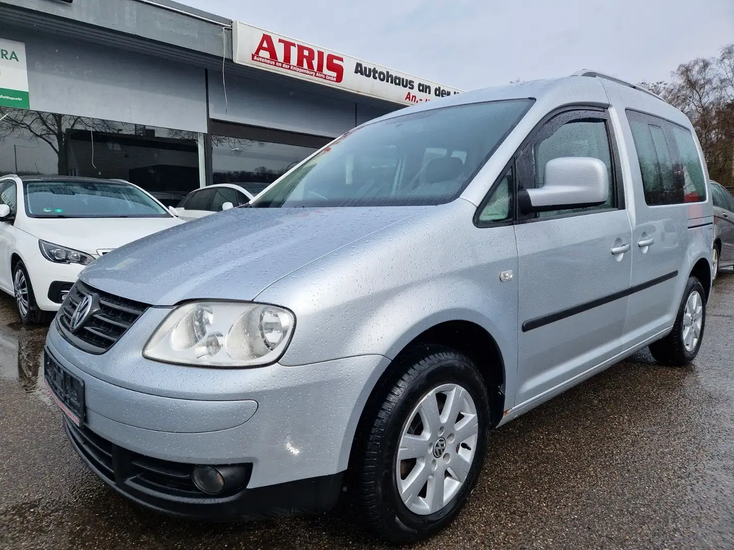 Volkswagen Caddy Life TDI Family Automatik Silber - 2