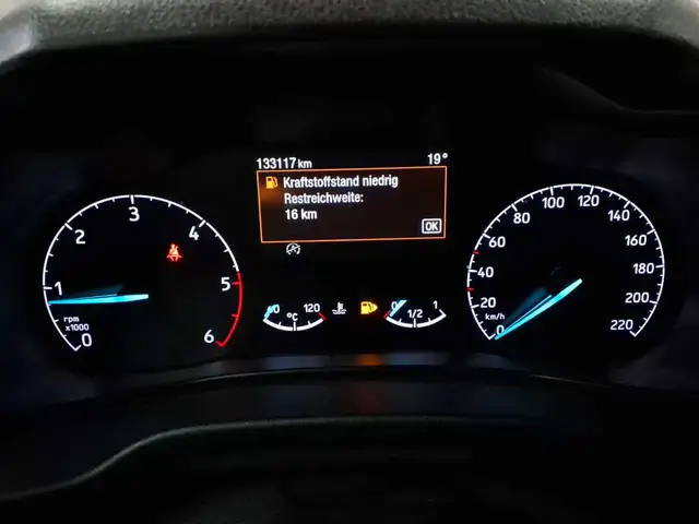 Ford Transit view 15