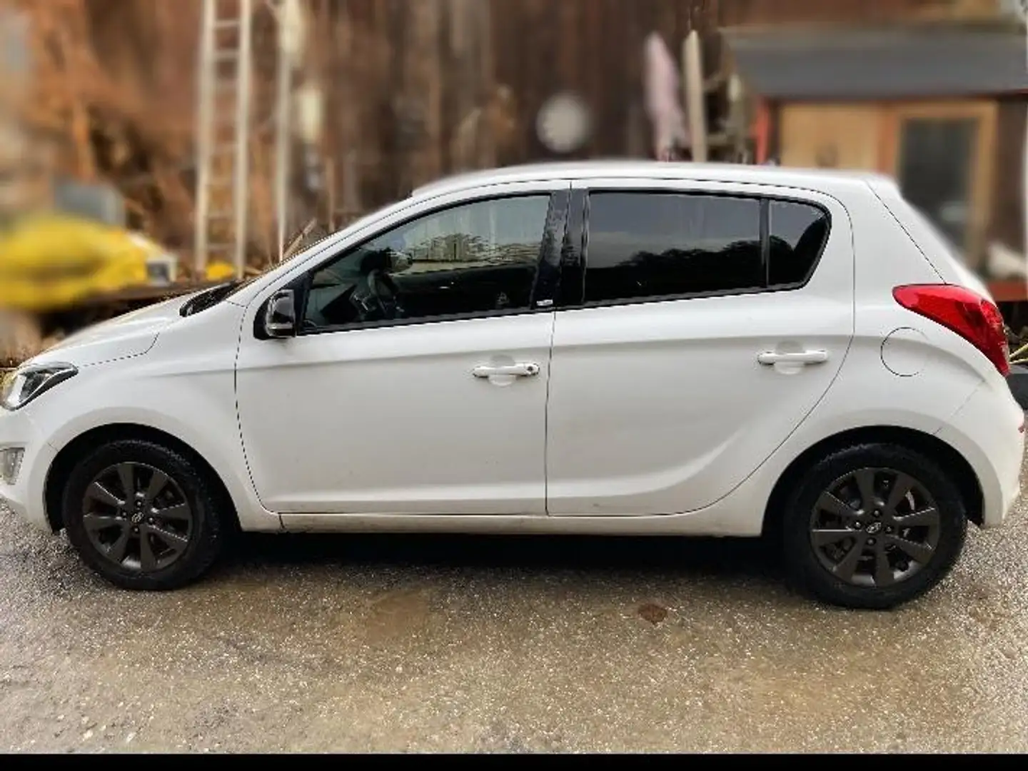 Hyundai i20 i20 1,25 Life Go Life Go Weiß - 2