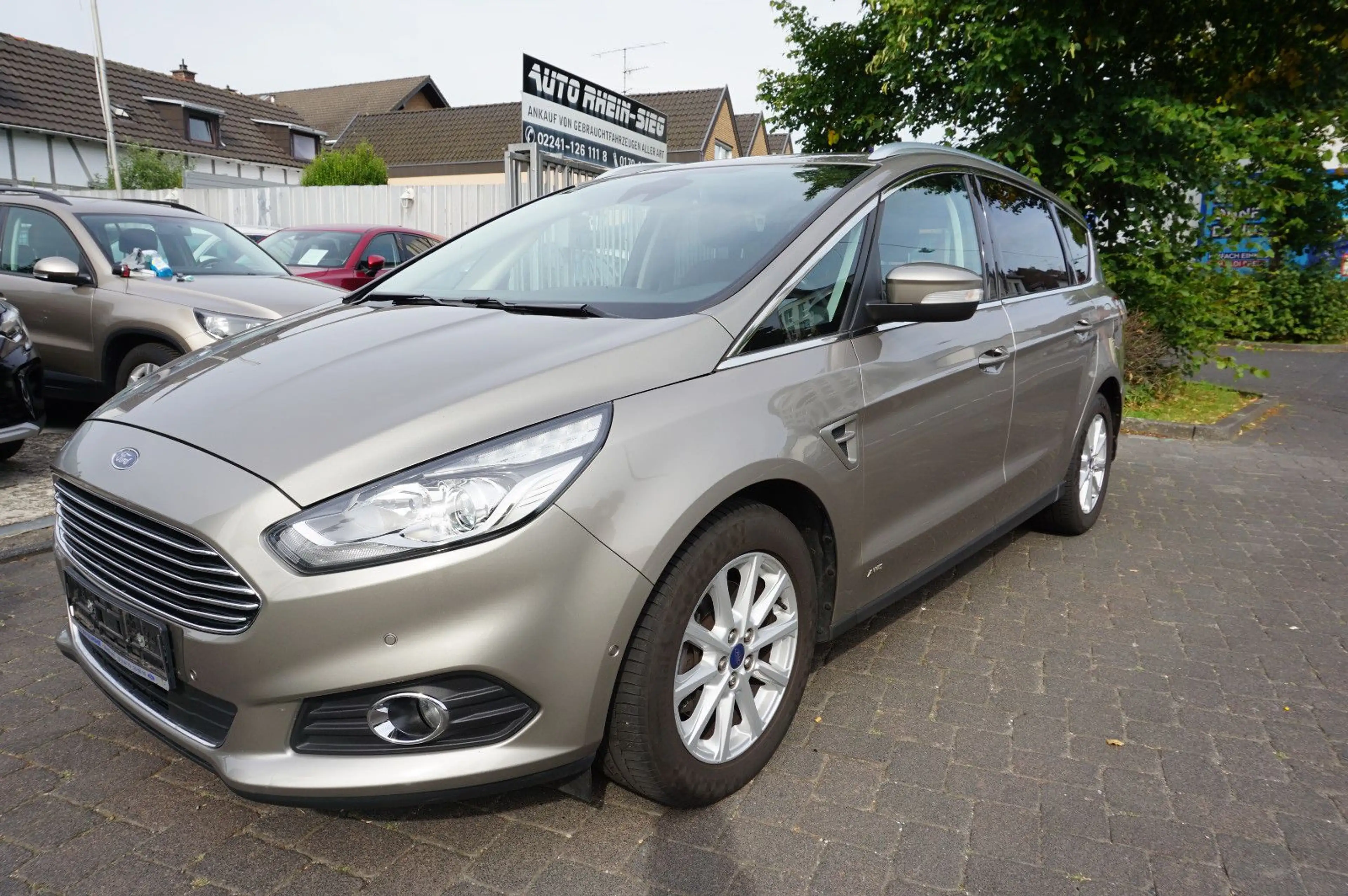 Ford S-Max S-MAX Titanium AWD 2-Hand/ 7 Sitze/Allrad!