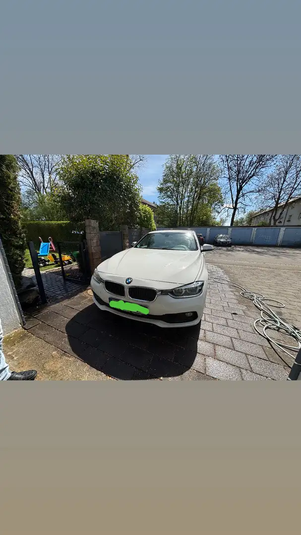 BMW 320 320 d Advantage Weiß - 2