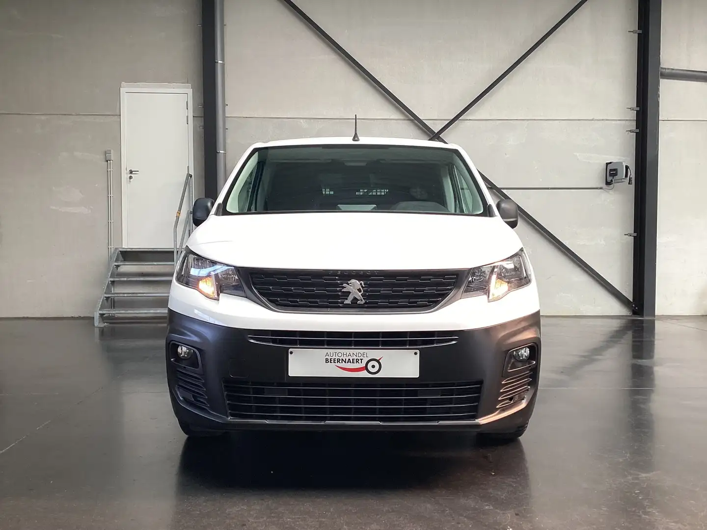 Peugeot Partner 1.6HDi/H1L2/1steEig/71000km/Trekhaak/AppConect... Wit - 2