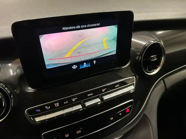 Mercedes-Benz 250 view 14