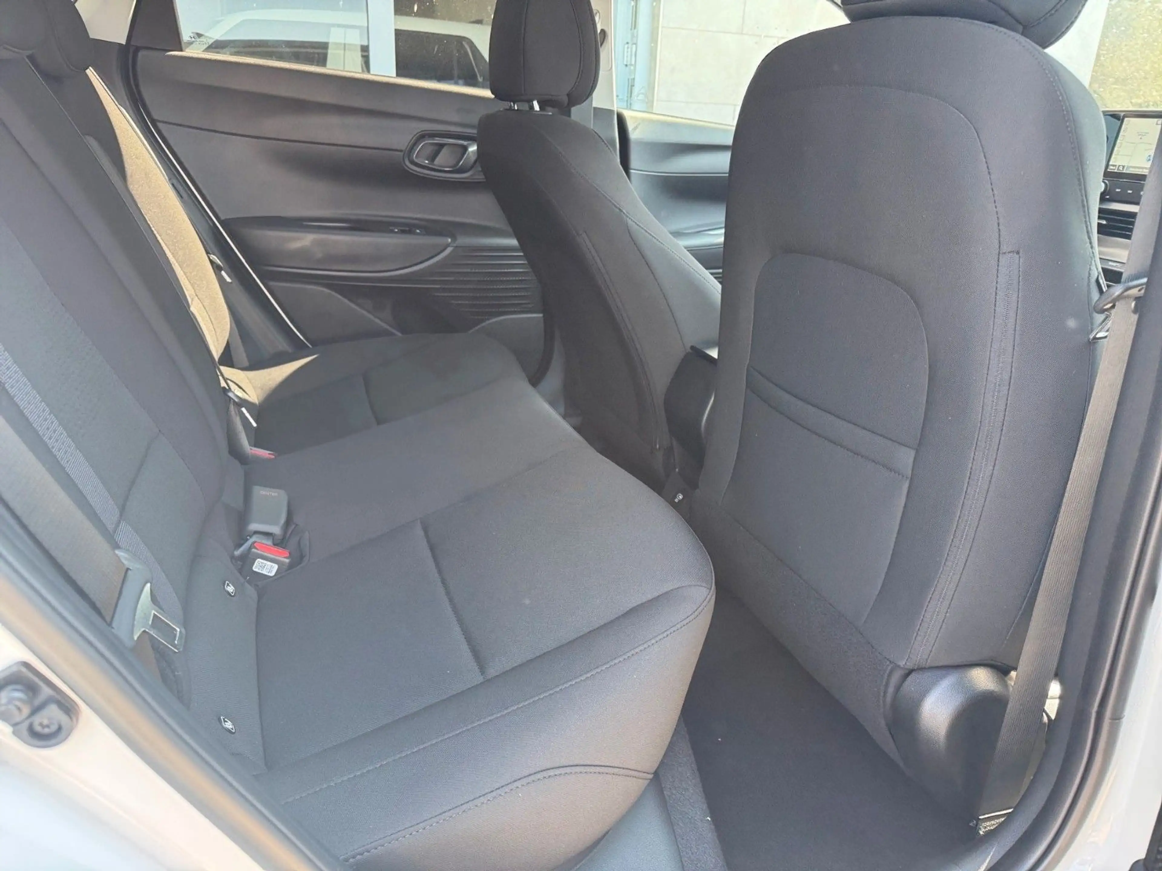 Hyundai i20 Prime Automatik Dachlackierung — photo 14