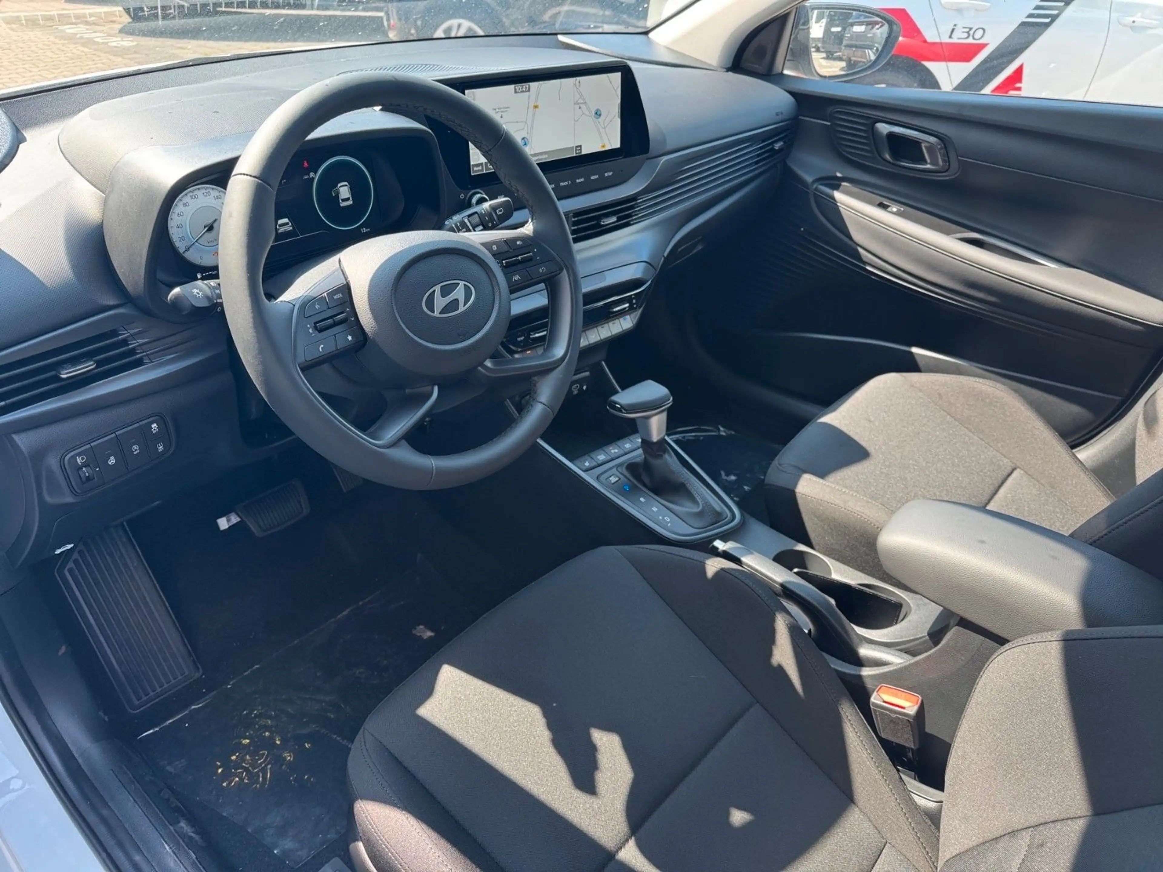 Hyundai i20 Prime Automatik Dachlackierung — photo 15