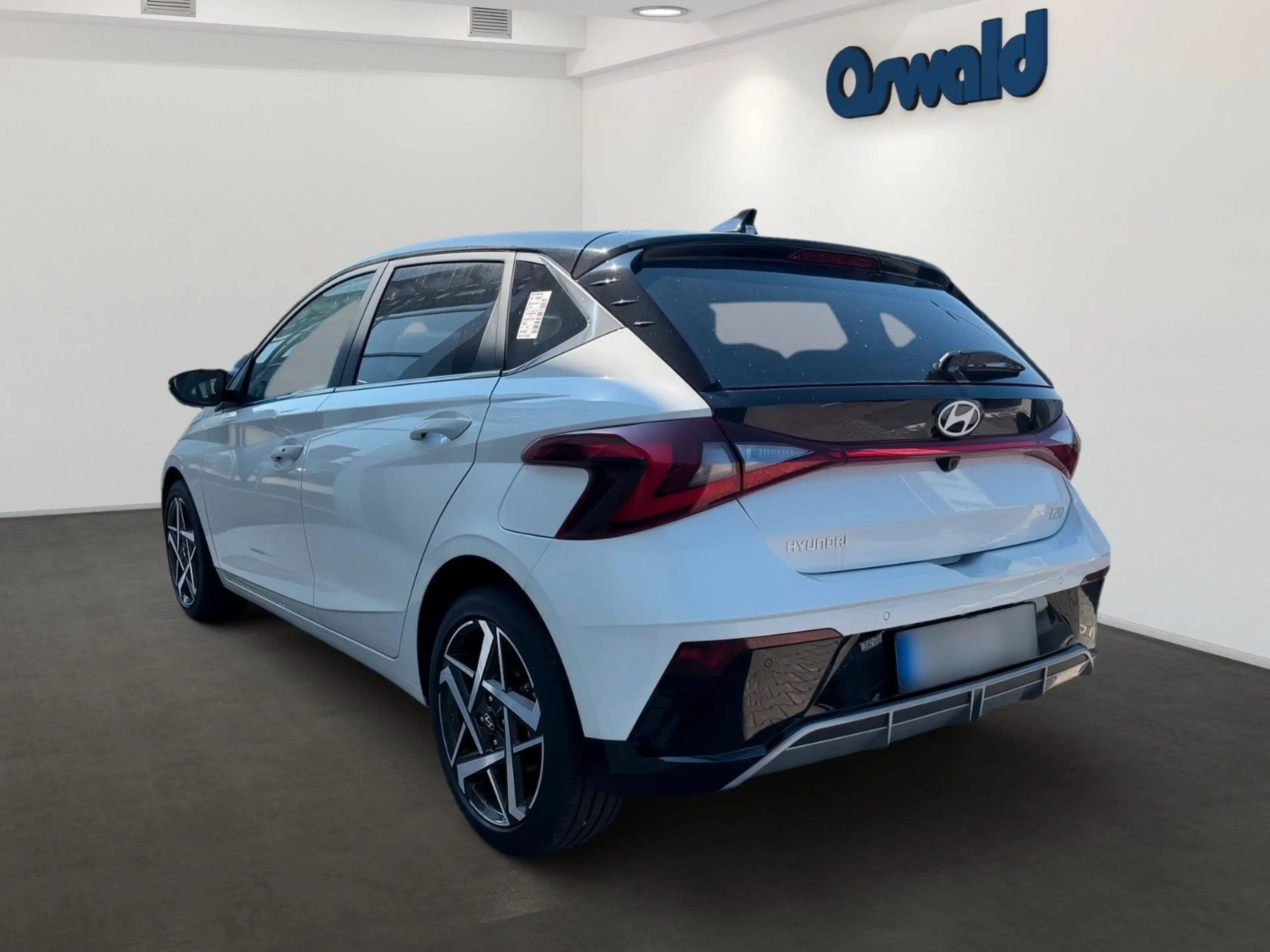 Hyundai i20 Prime Automatik Dachlackierung — photo 4
