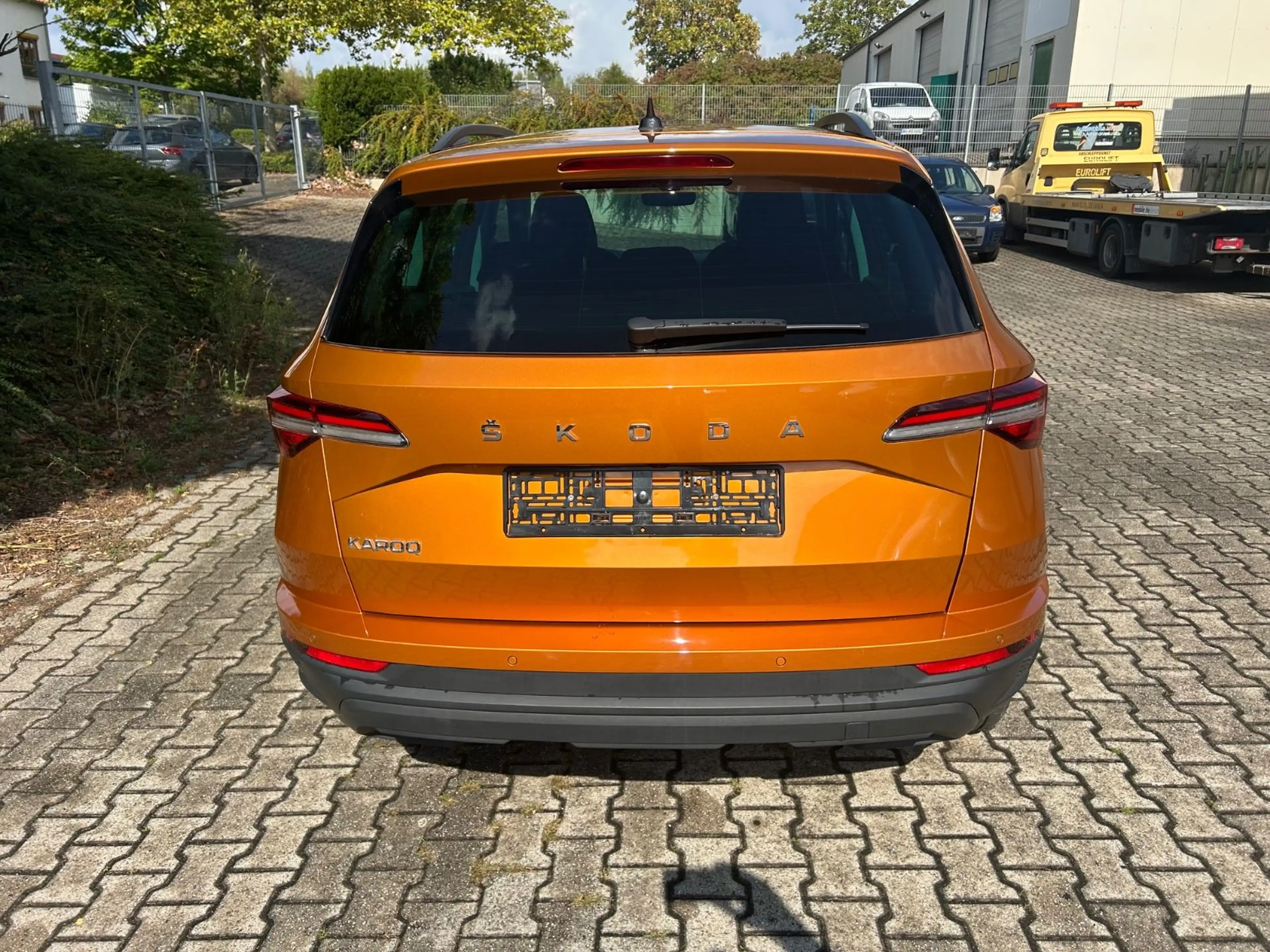 Skoda Karoq 1.5 TSI DSG Ambition — photo 6