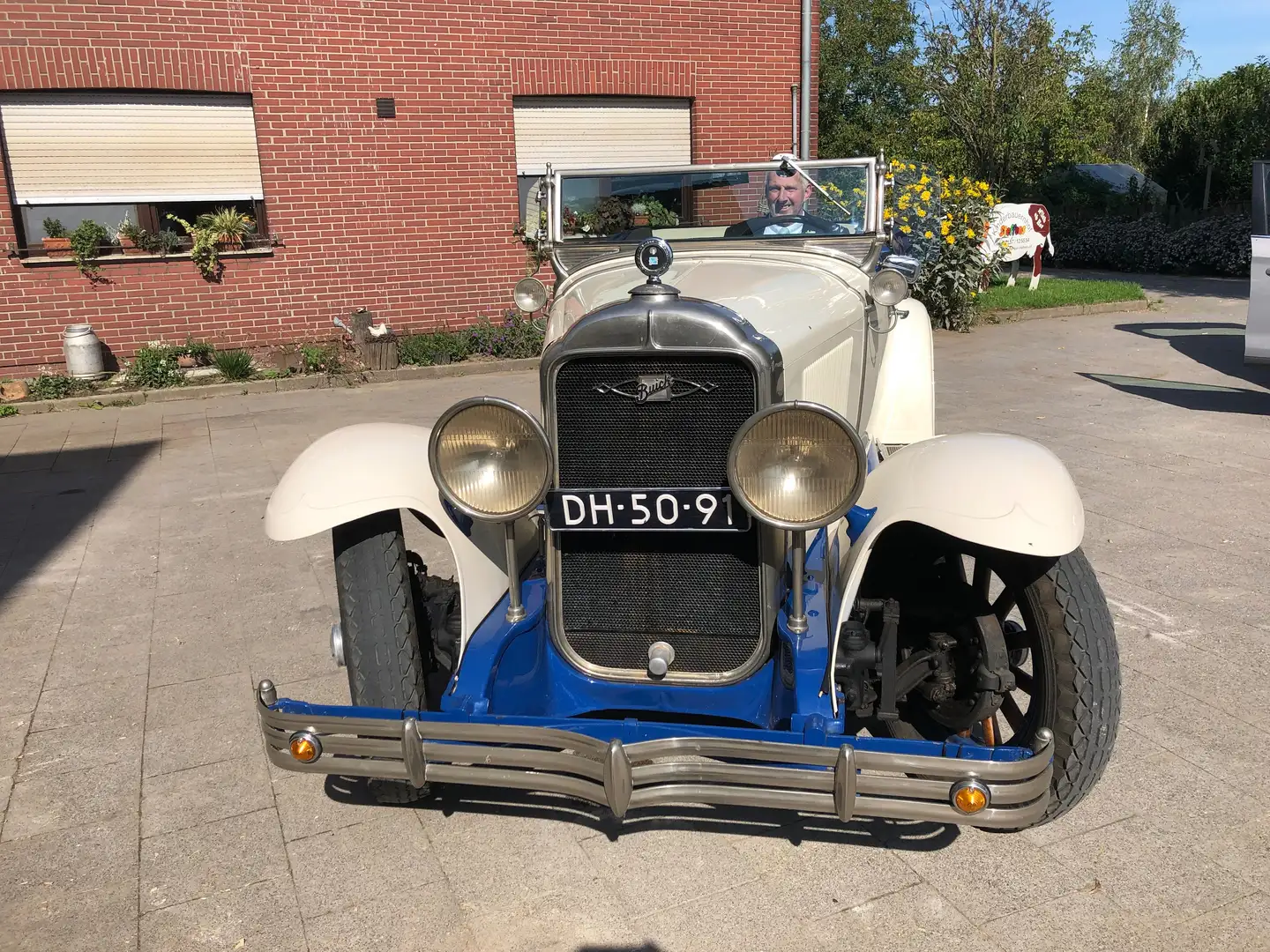 Buick Phaeton Alb - 1