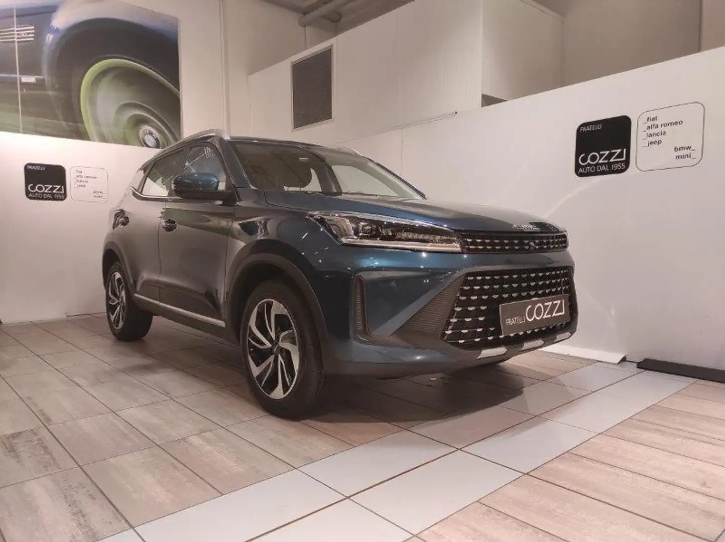 EMC SEI 6- SEI 1.5T AT CVT BENZINA Blau - 1