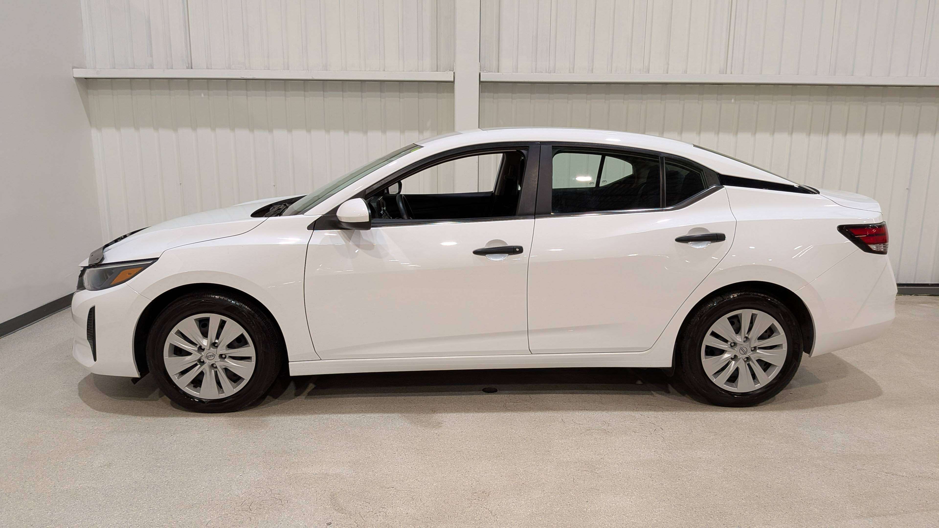 Nissan Sentra 2024