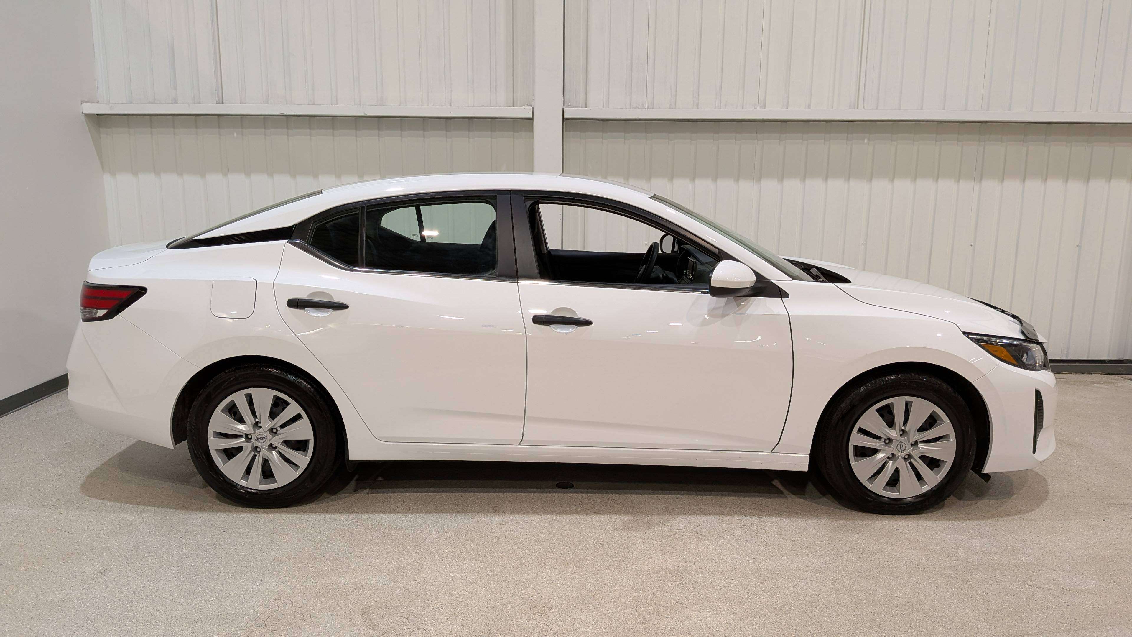 Nissan Sentra 2024