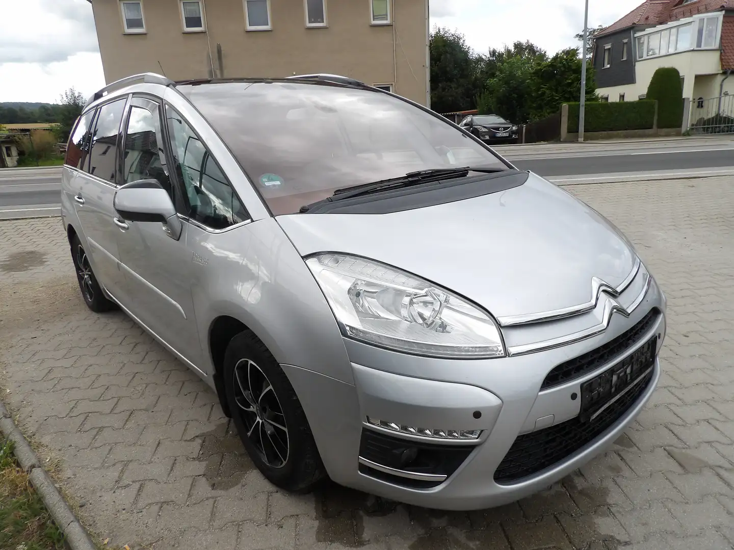 Citroen Grand C4 Picasso Selection, Automatik, AHK,Klima,Panorama,HU-AU NEU Grau - 1