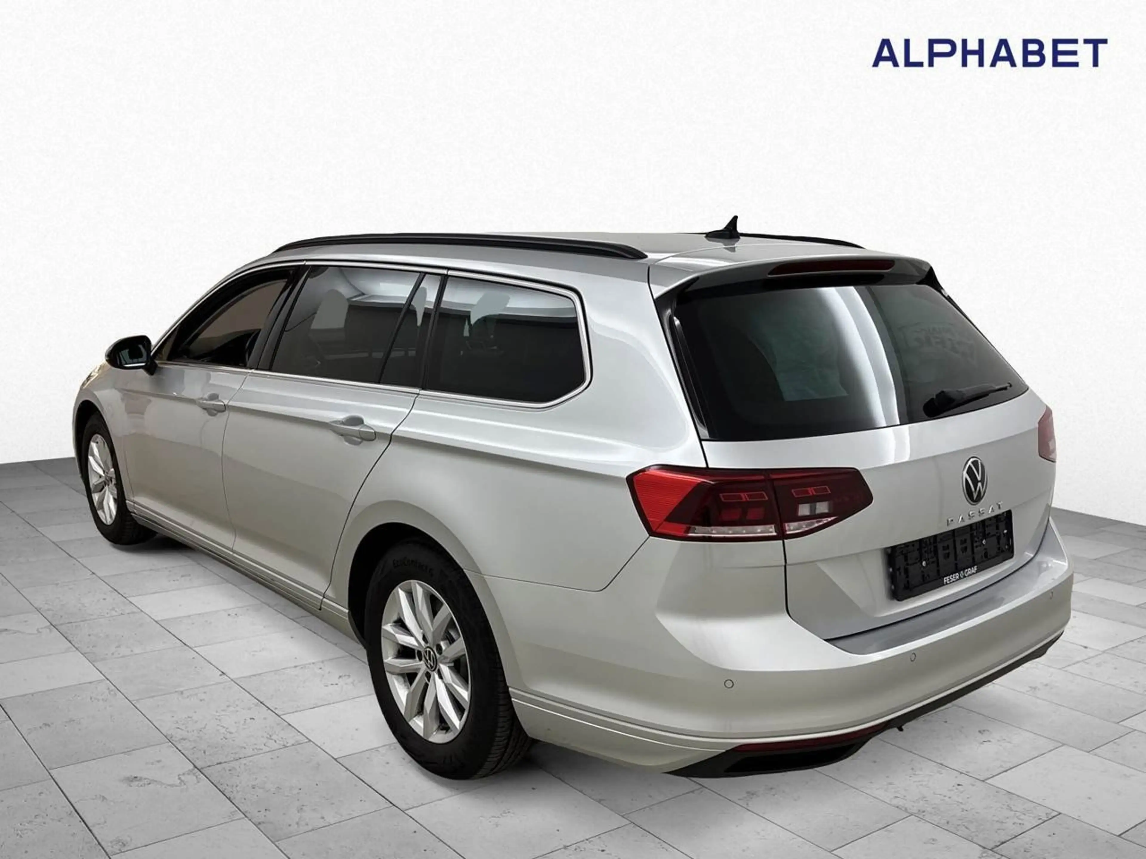 Volkswagen Passat Variant 2.0 TDI Business StHz ACC LED — photo 8