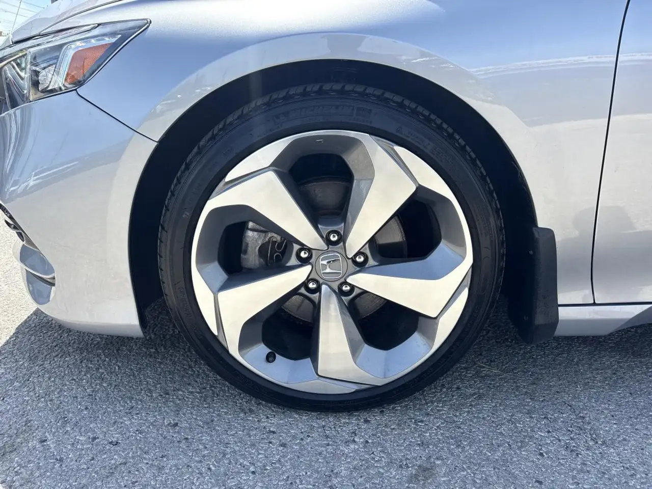 Honda Accord photo Honda Accord