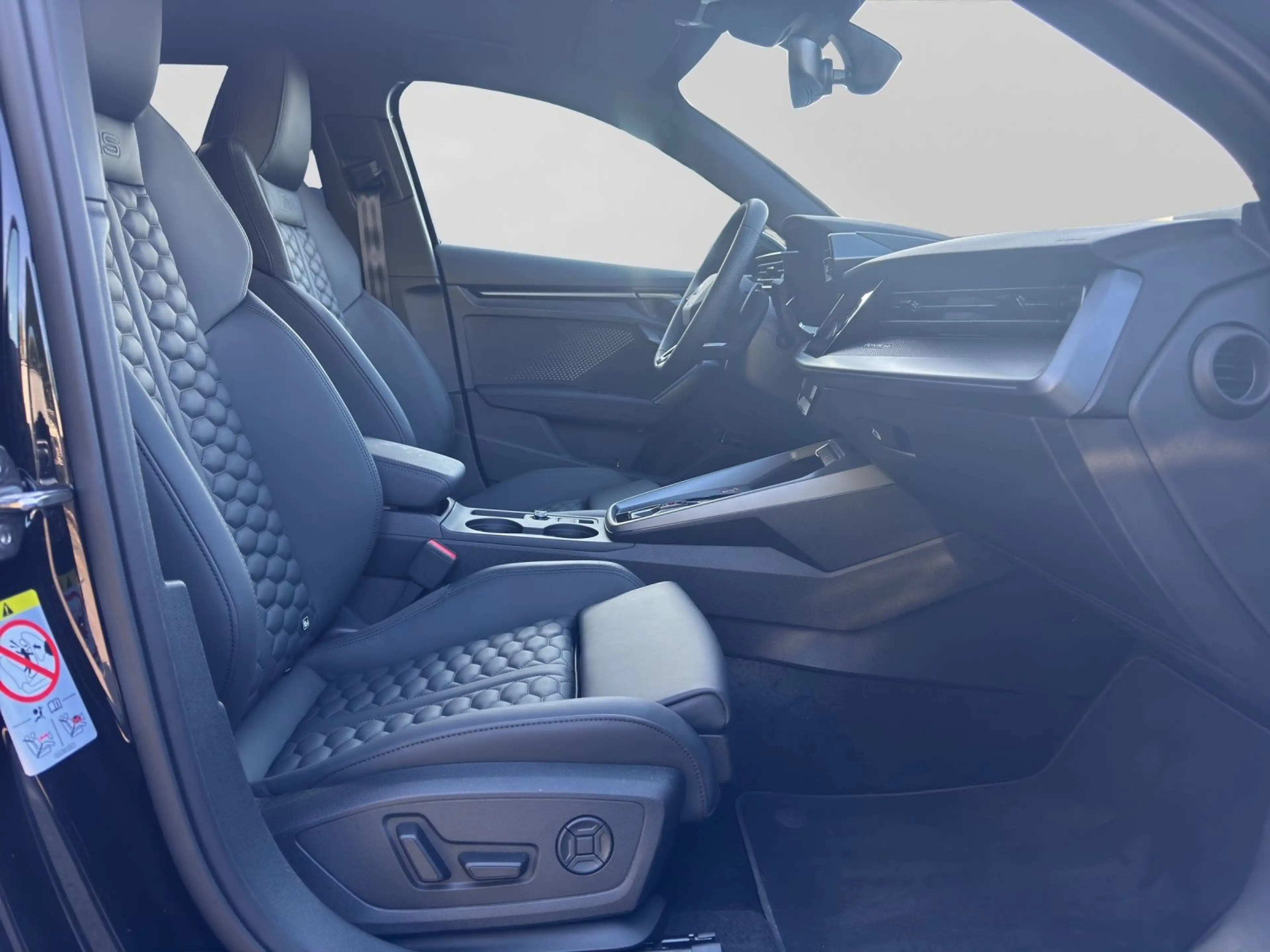 Audi RS3 RS3 Sportback LEDER SONOS MATRIX SPORT-AGA — photo 4
